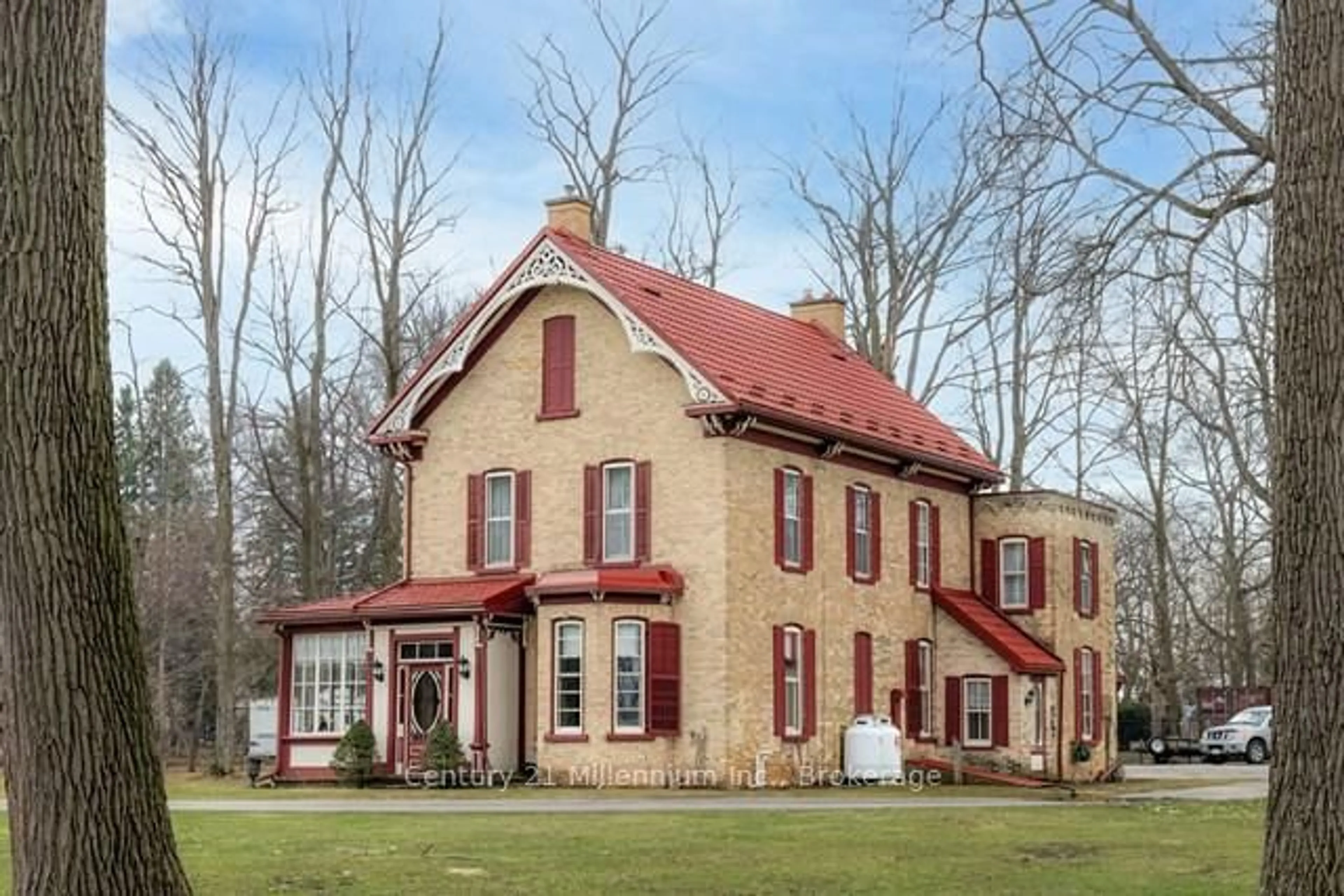 Home with brick exterior material, building for 1 Jessie St, Huron-Kinloss Ontario N0G 2R0