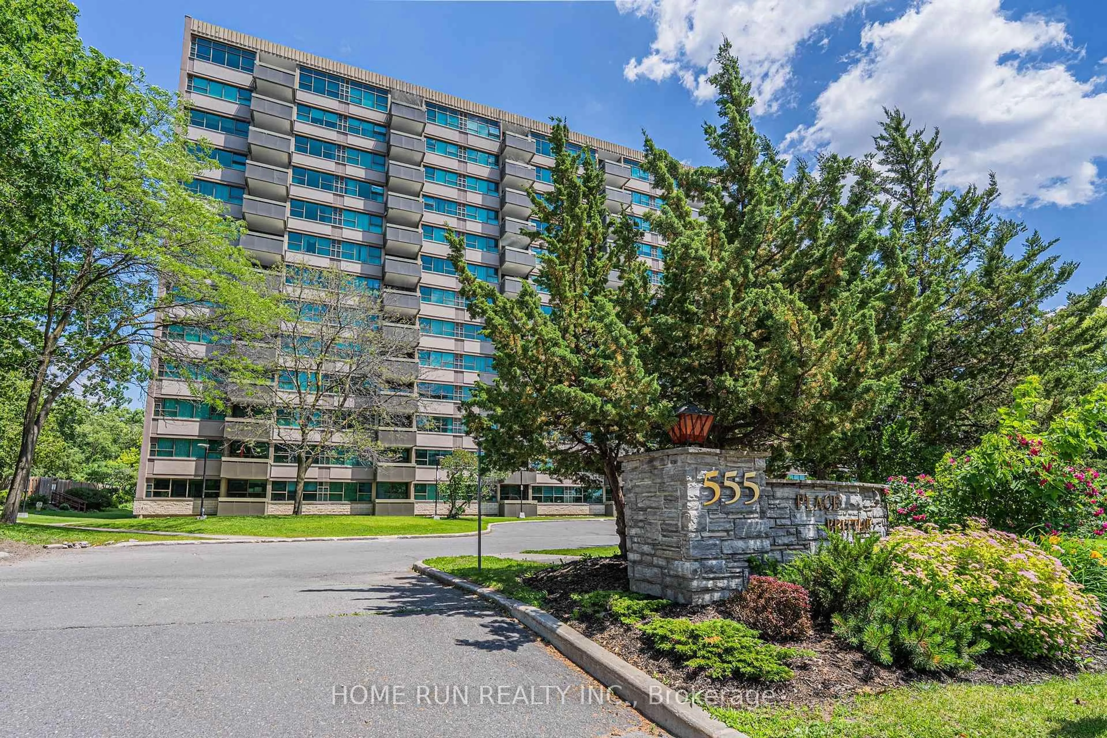 Unknown for 555 BRITTANY Dr #1111, Ottawa Ontario K1K 4C5