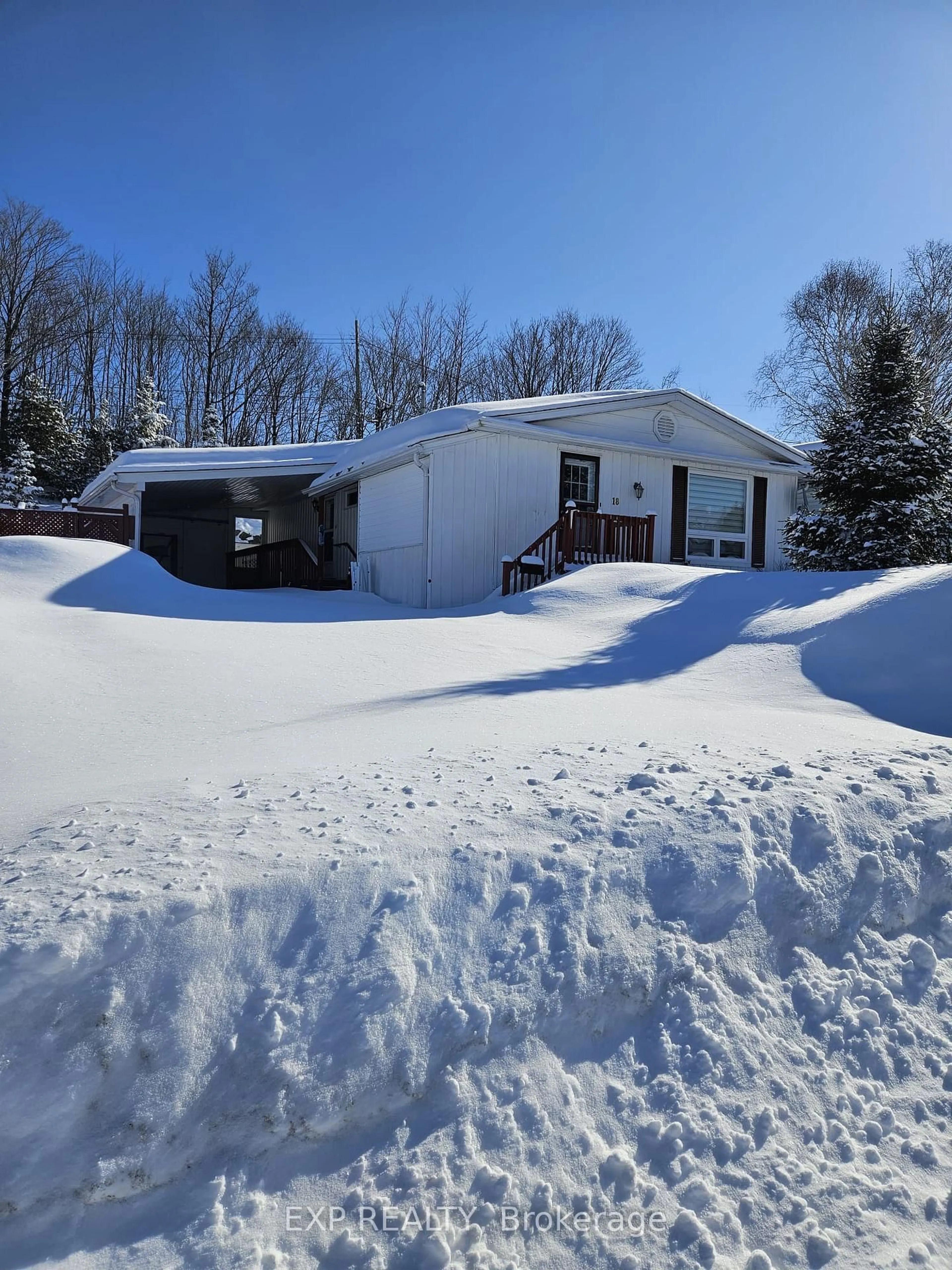 Unknown for 18 Valley Cres, Elliot Lake Ontario P5A 2G6