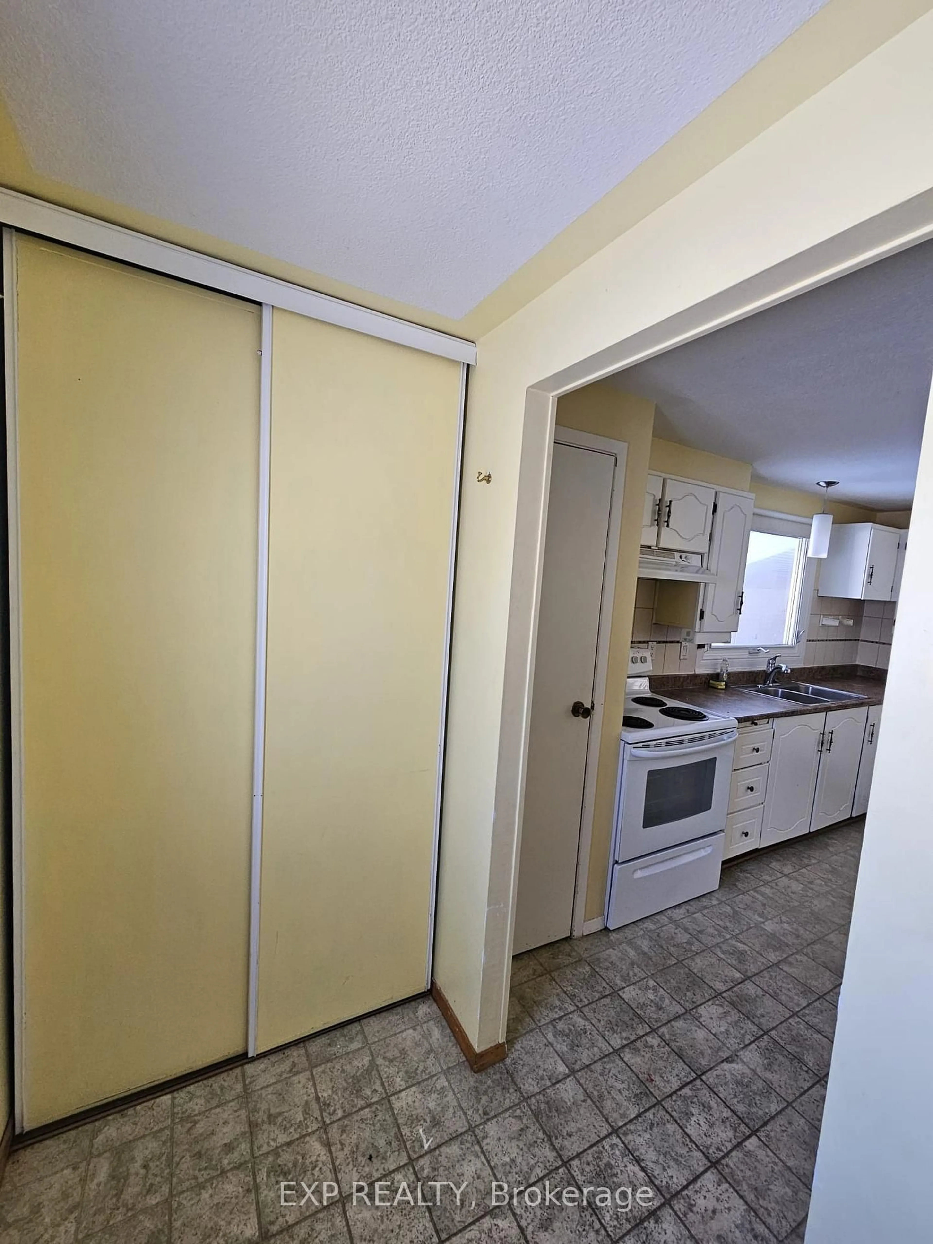Standard kitchen, floor is not visible for 18 Valley Cres, Elliot Lake Ontario P5A 2G6