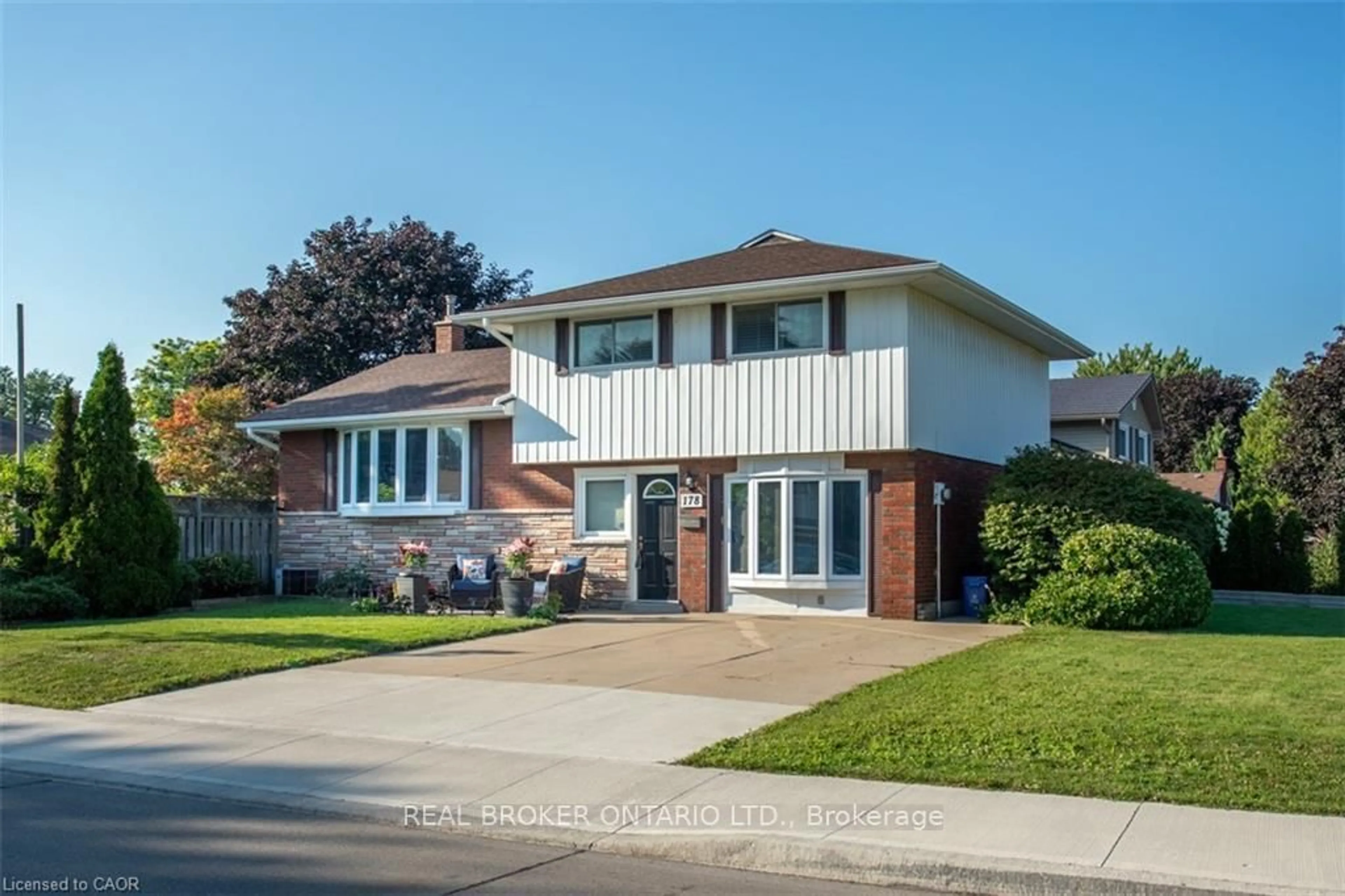 Home with brick exterior material, street for 178 Delmar Dr, Hamilton Ontario L9C 1J9