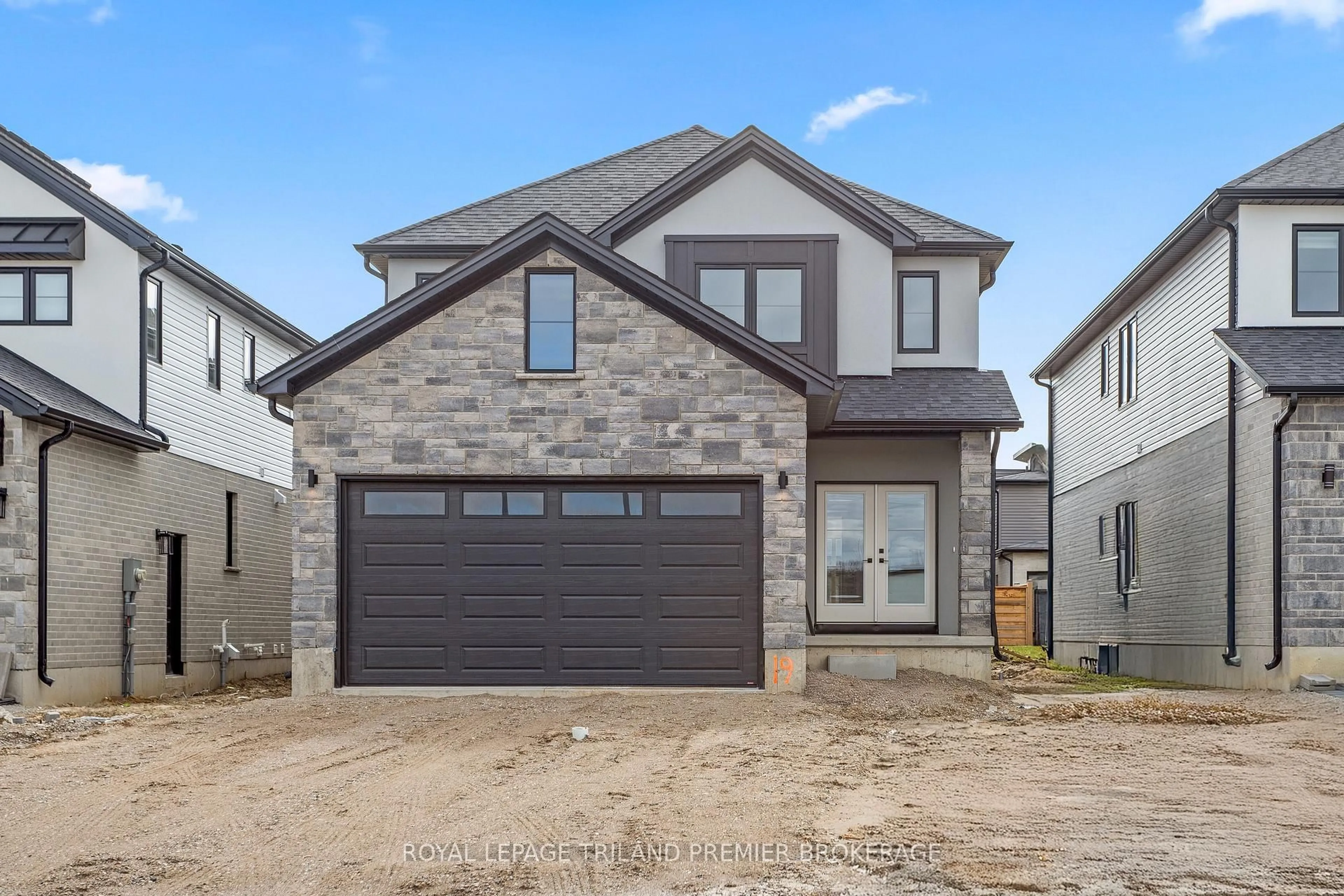 Home with brick exterior material, street for 2831 BUROAK Dr, London North Ontario N6G 0N7