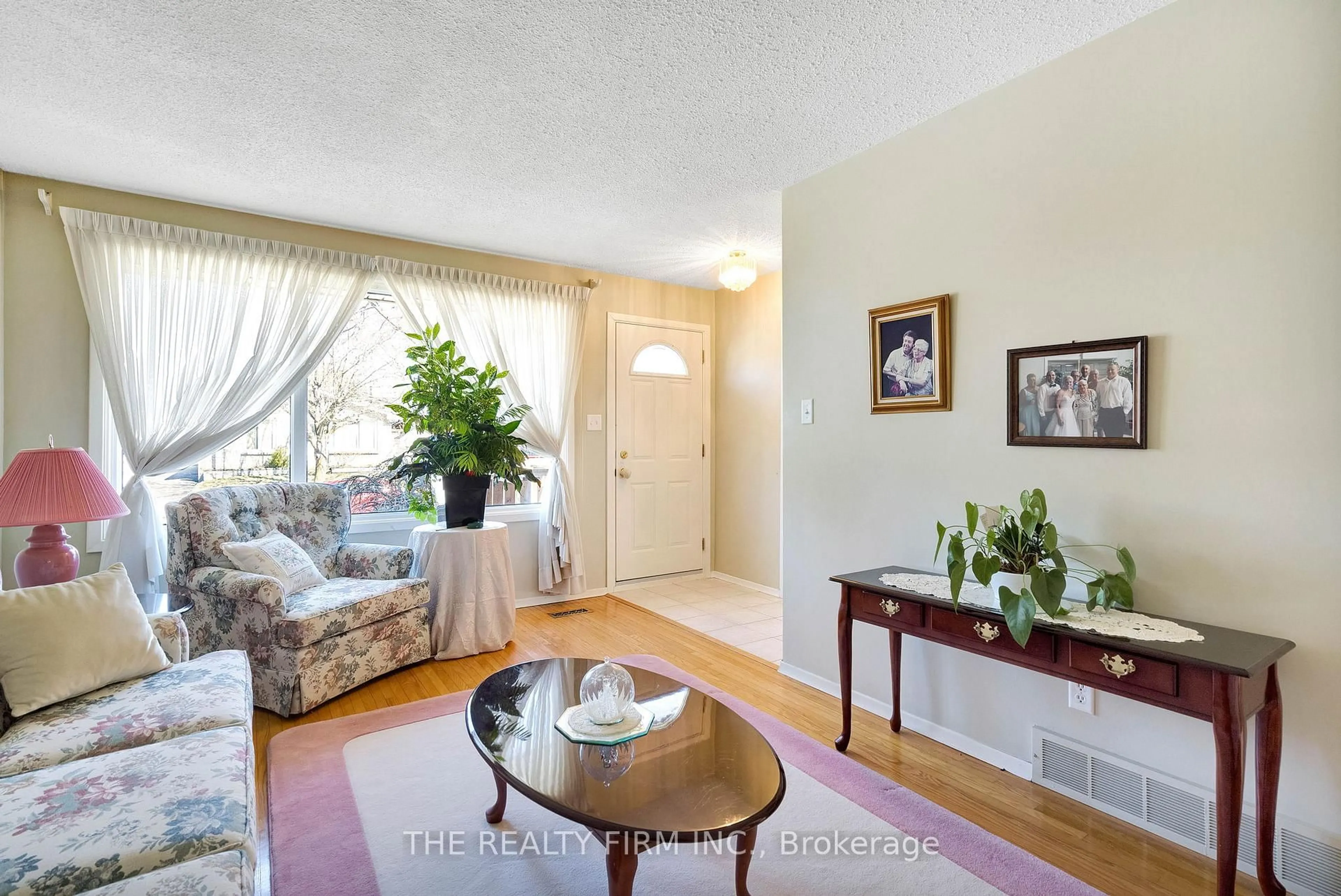 Living room with furniture, unknown for 56 Barrett Cres, London South Ontario N6E 1T5