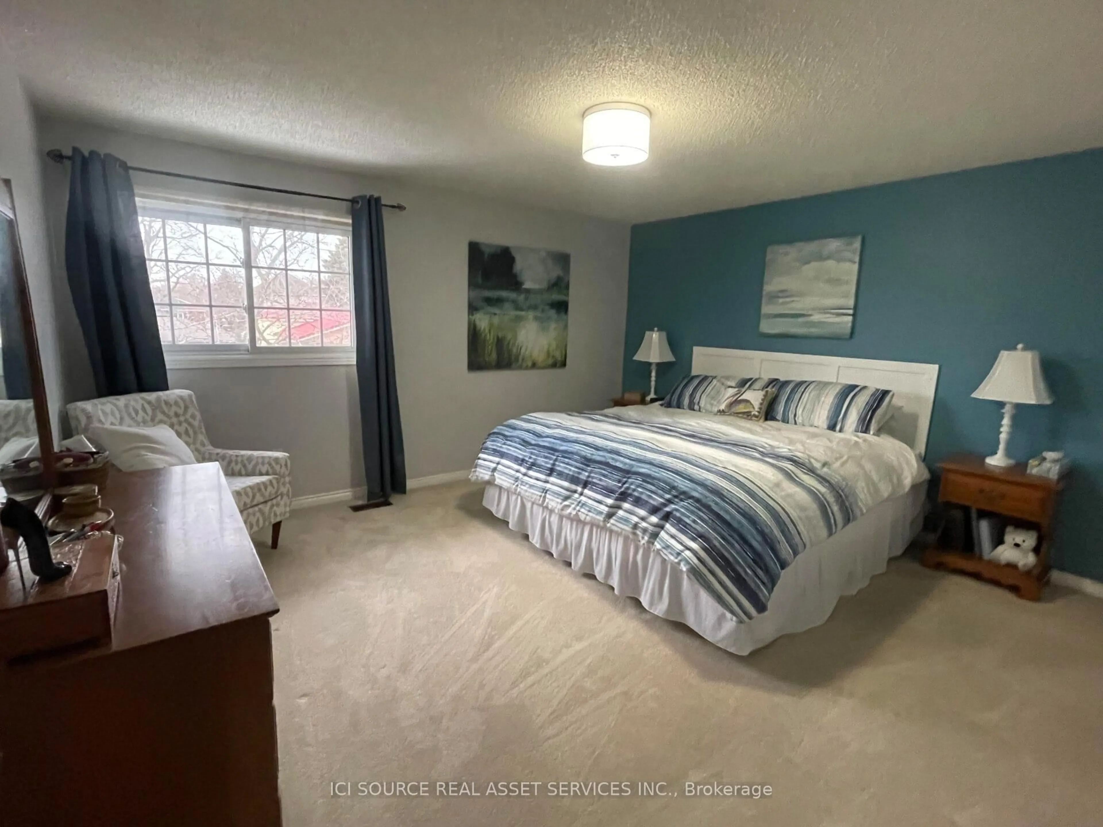 A pic of a room for 31 Blackfriar Lane, Brantford Ontario N3R 7M2