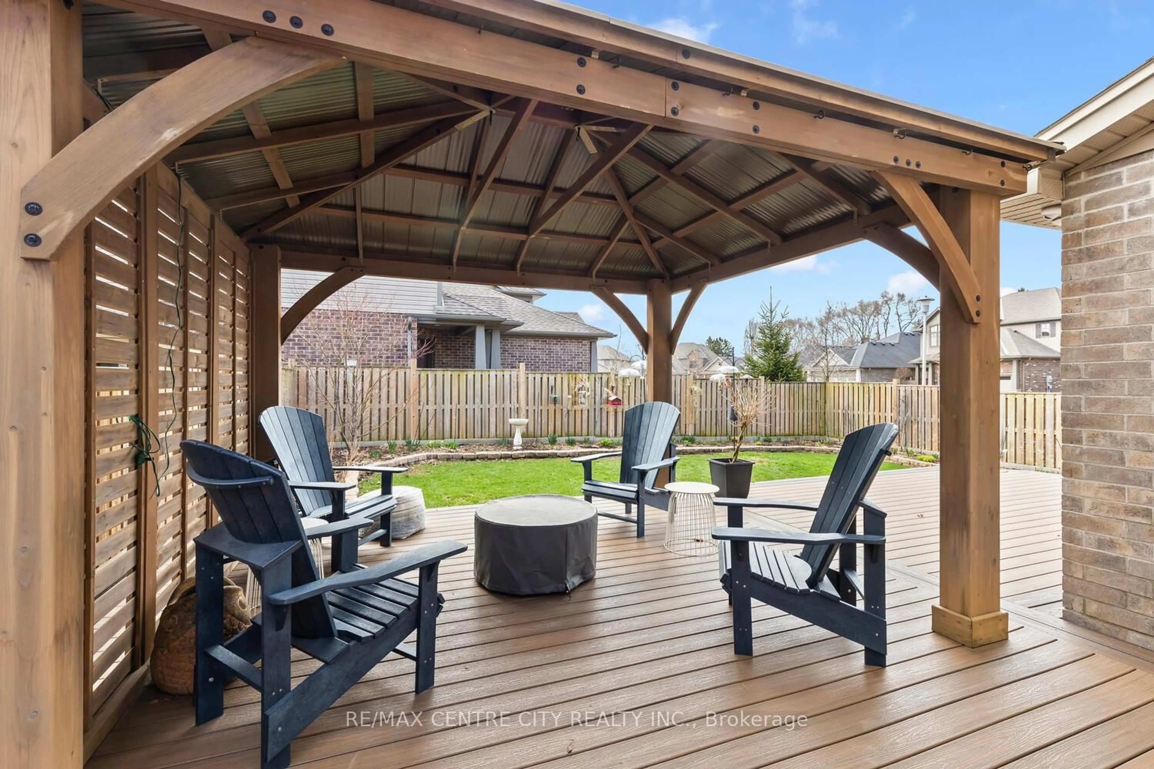 Patio, unknown for 661 Tennent Ave, London North Ontario N5X 0L2