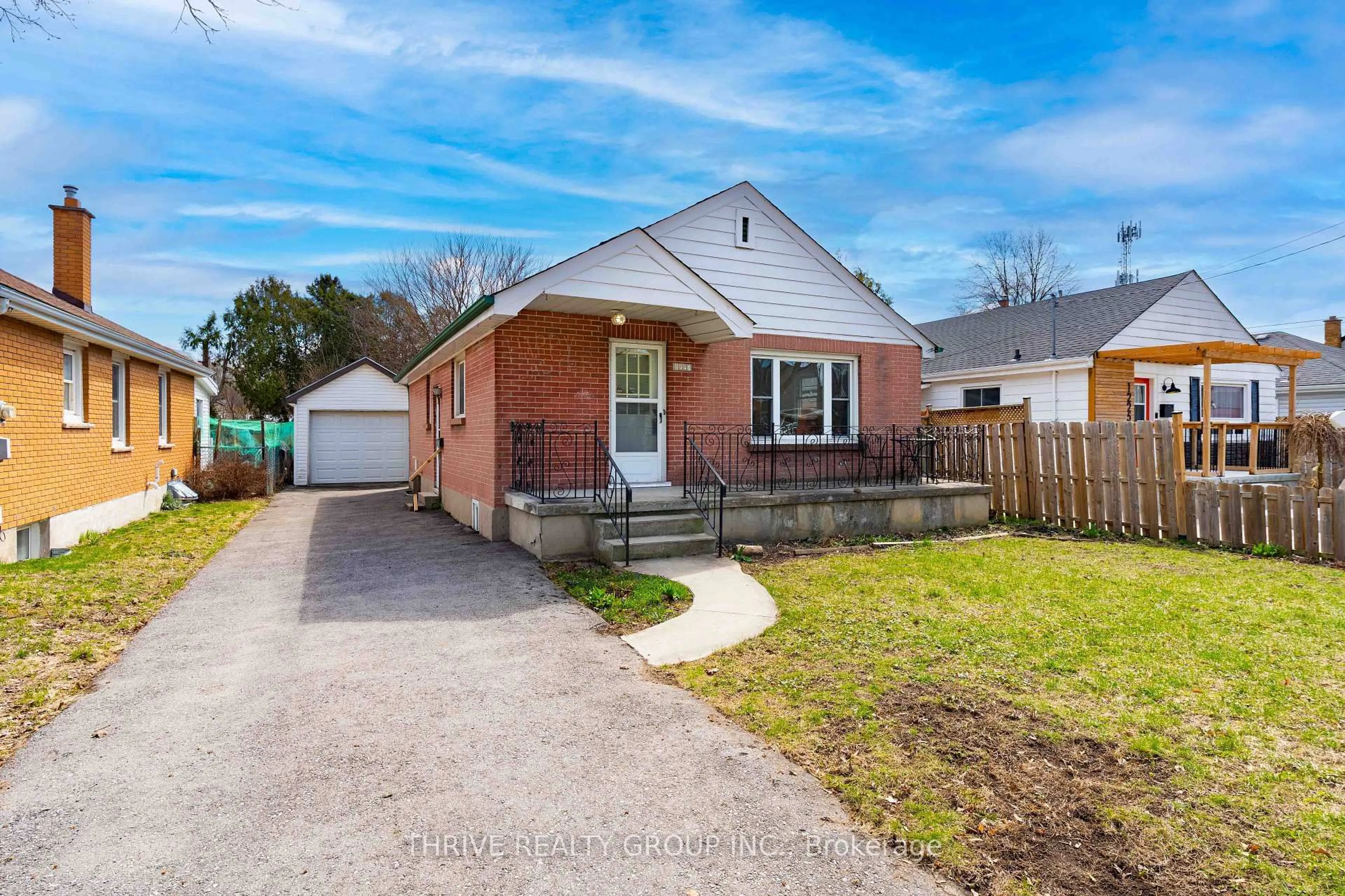 Unknown for 1227 Wilton Ave, London East Ontario N5W 2G9