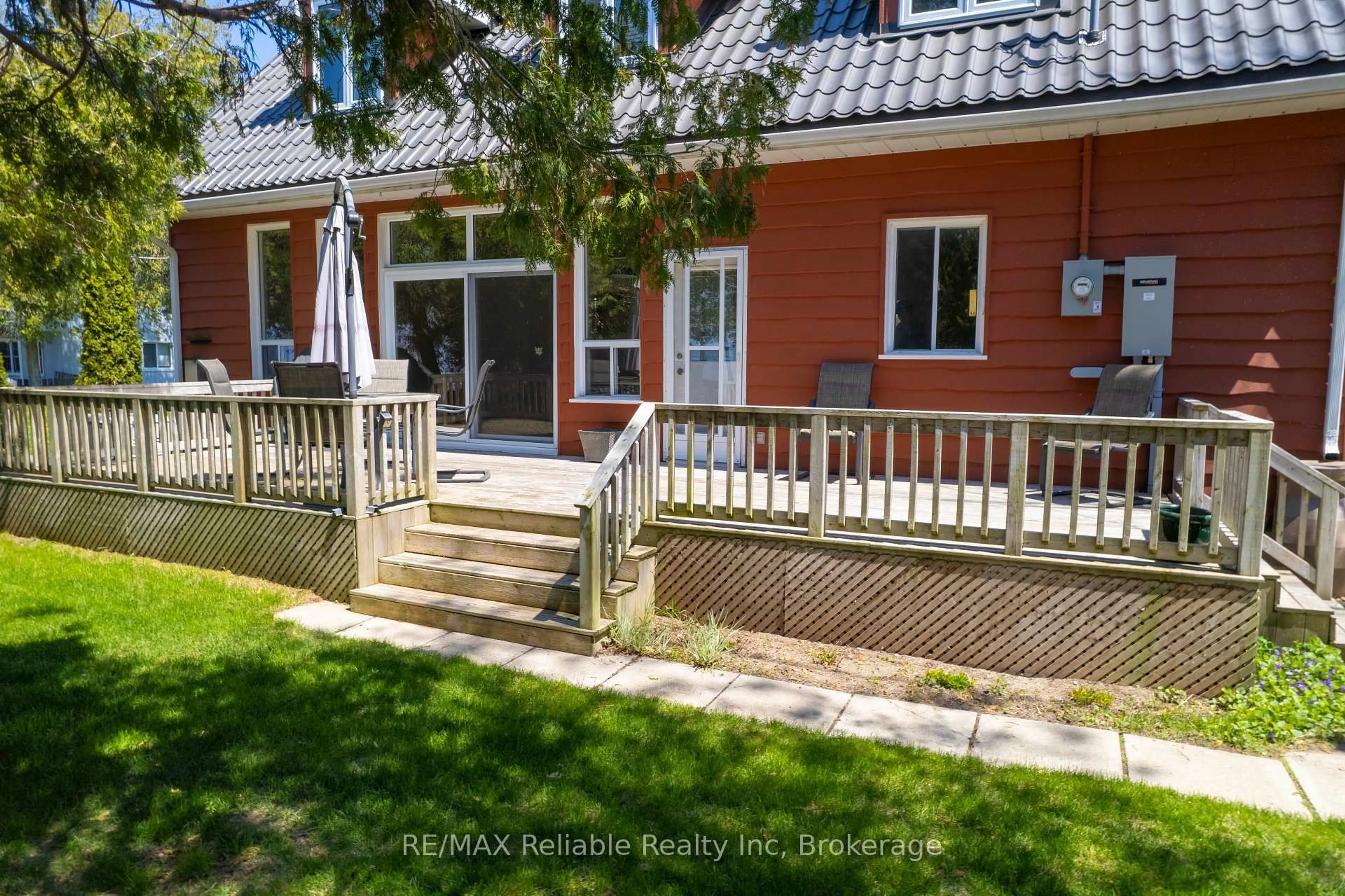 Unknown for 185 Huron Rd, Huron-Kinloss Ontario N2Z 2X3