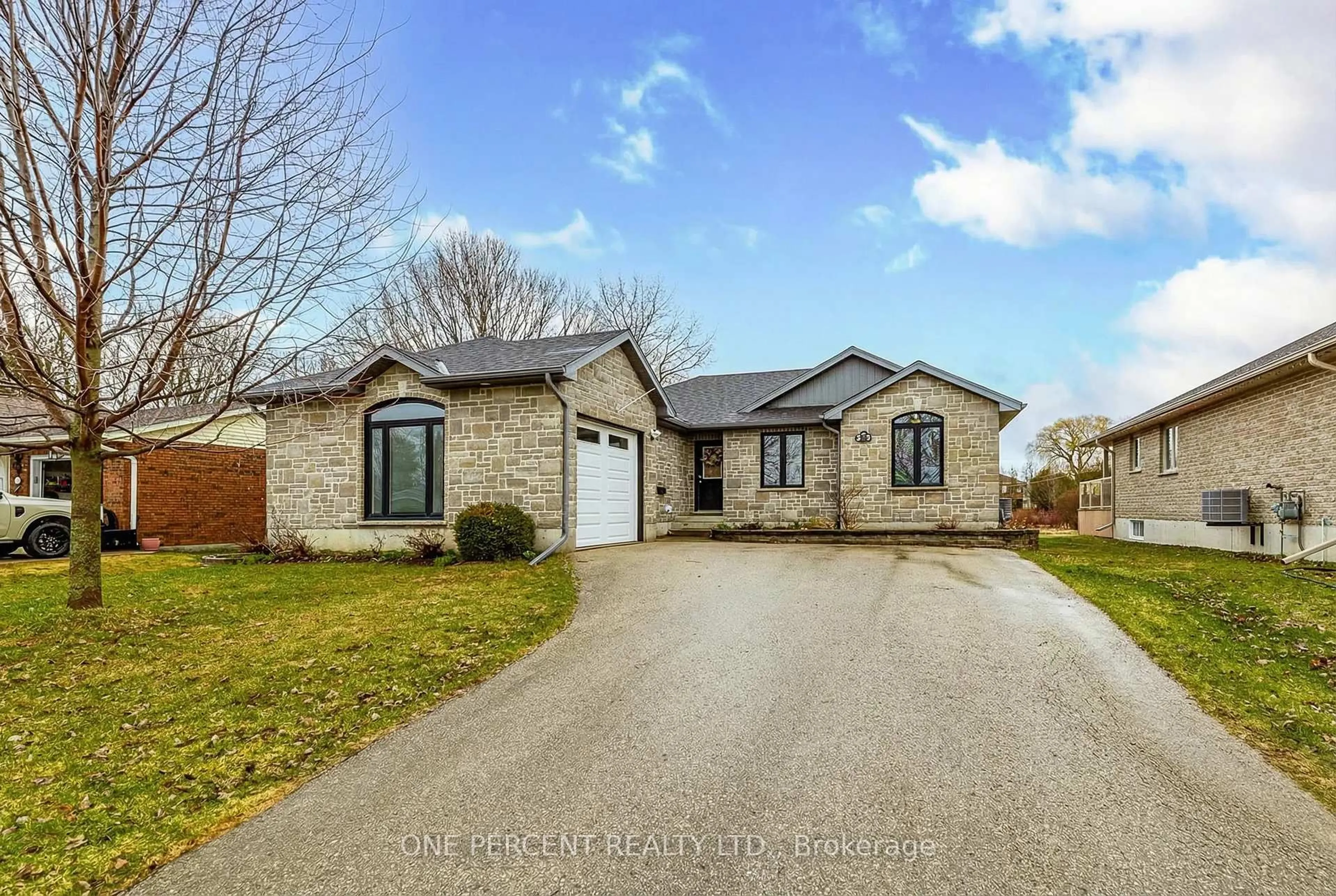 Home with brick exterior material, street for 213 John St, Minto Ontario N0G 1Z0