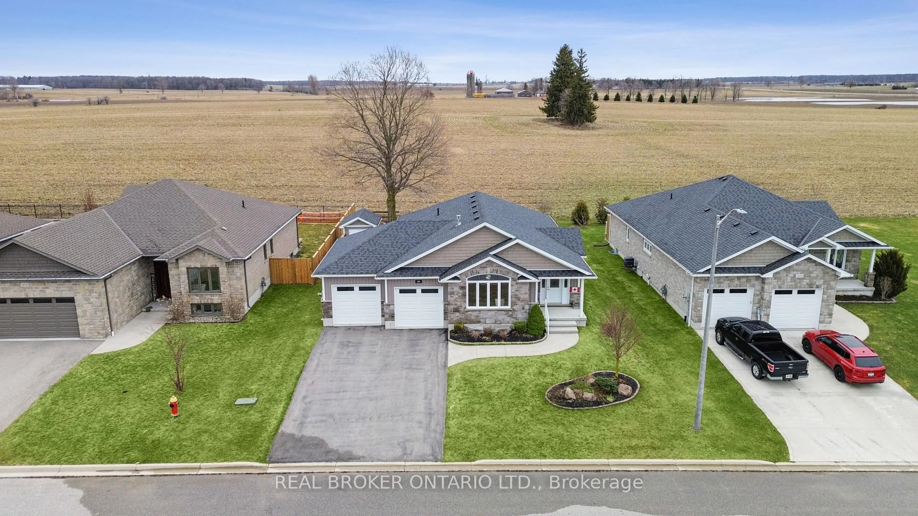 A pic from outside/outdoor area/front of a property/back of a property/a pic from drone, street for 480 Grand Trunk St, Minto Ontario N0G 2P0