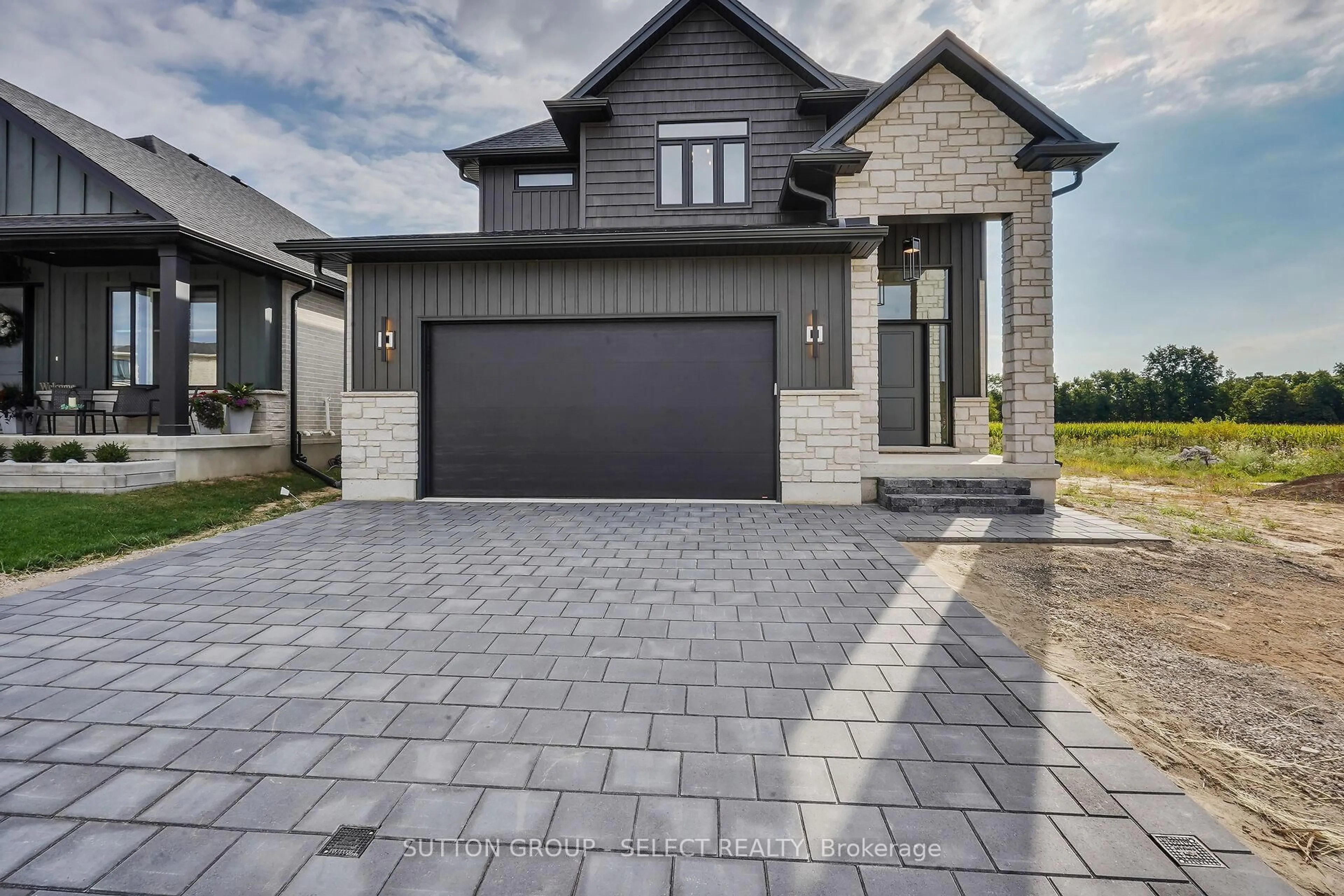 Home with brick exterior material, street for 58 BRISCOE Cres, Strathroy-Caradoc Ontario N7G 0G3