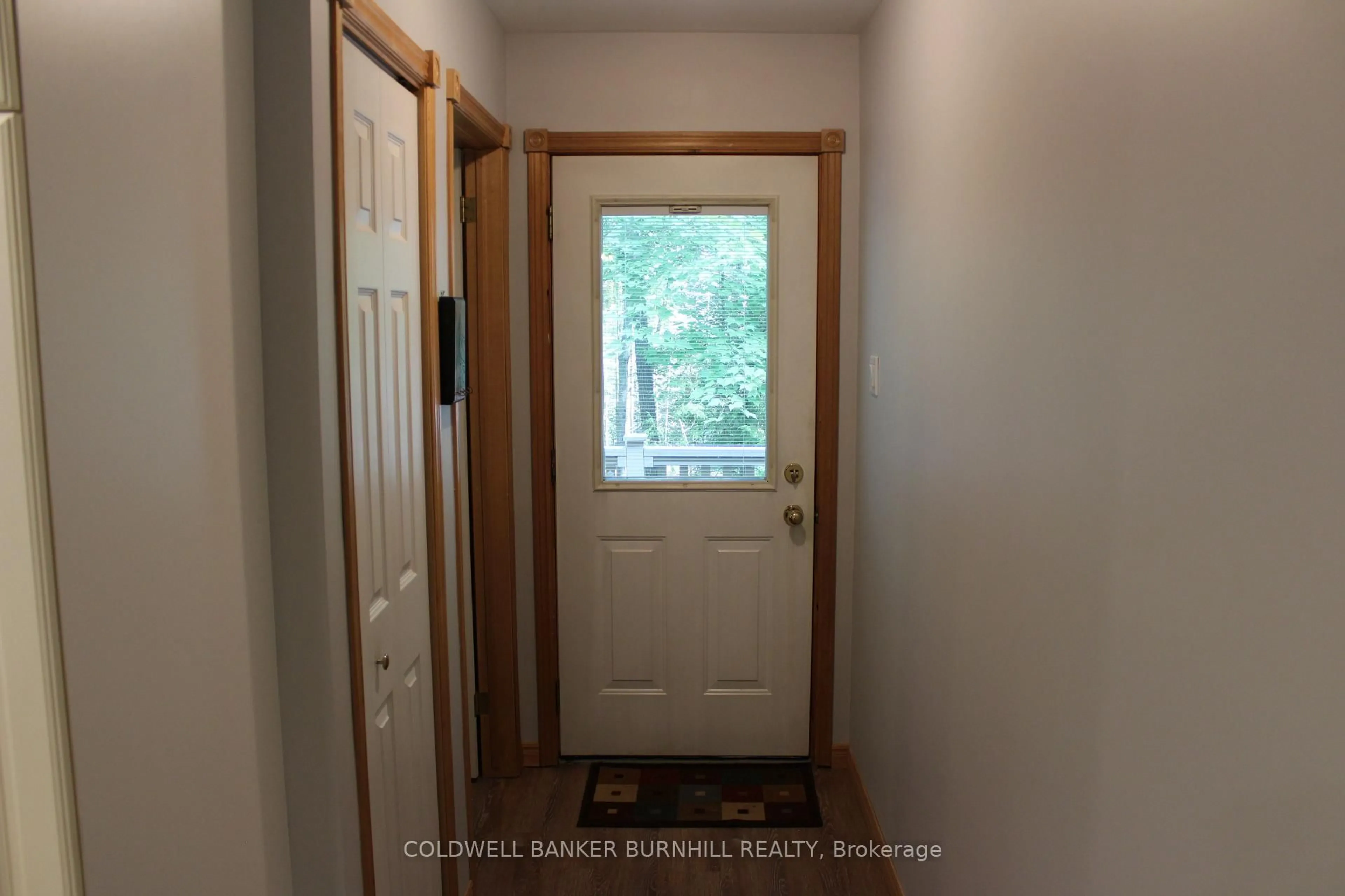 Indoor entryway for 494 Bel Twp 7th Lane, Havelock-Belmont-Methuen Ontario K0L 1Z0
