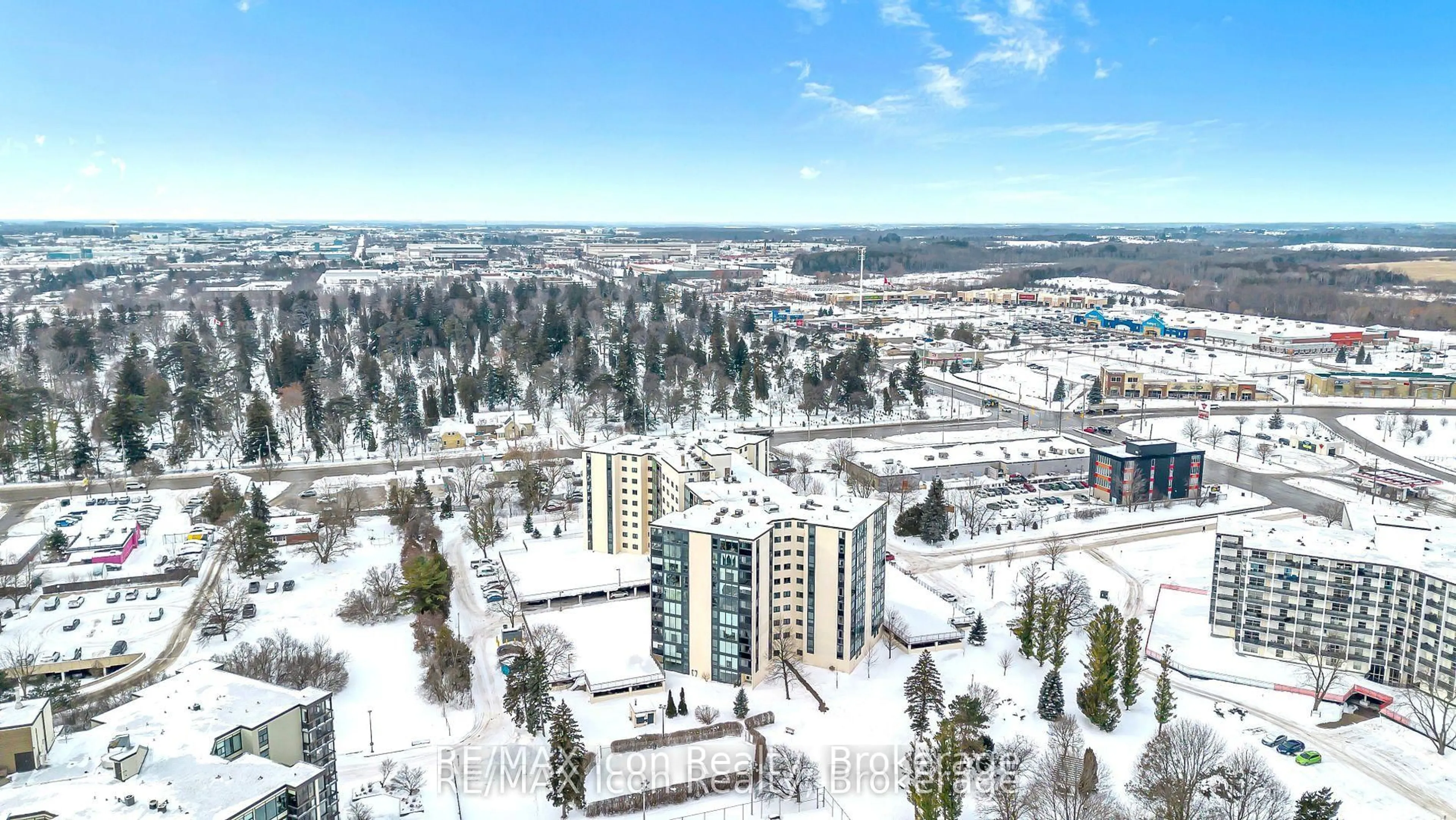 A pic from outside/outdoor area/front of a property/back of a property/a pic from drone, unknown for 19 Woodlawn Rd #303, Guelph Ontario N1H 7B1