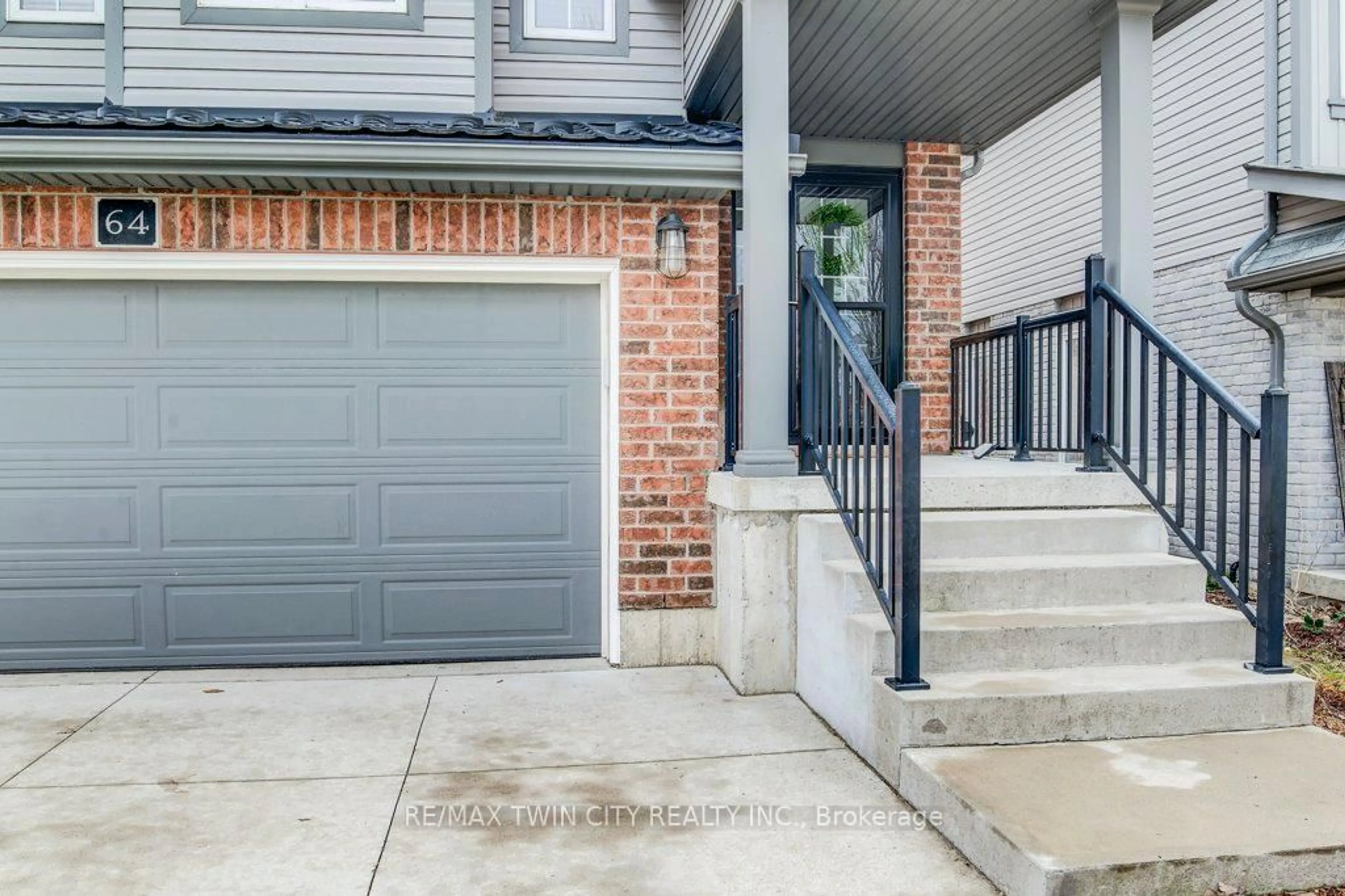 Unknown for 64 Smith's Creek Dr, Wilmot Ontario N3A 0B3