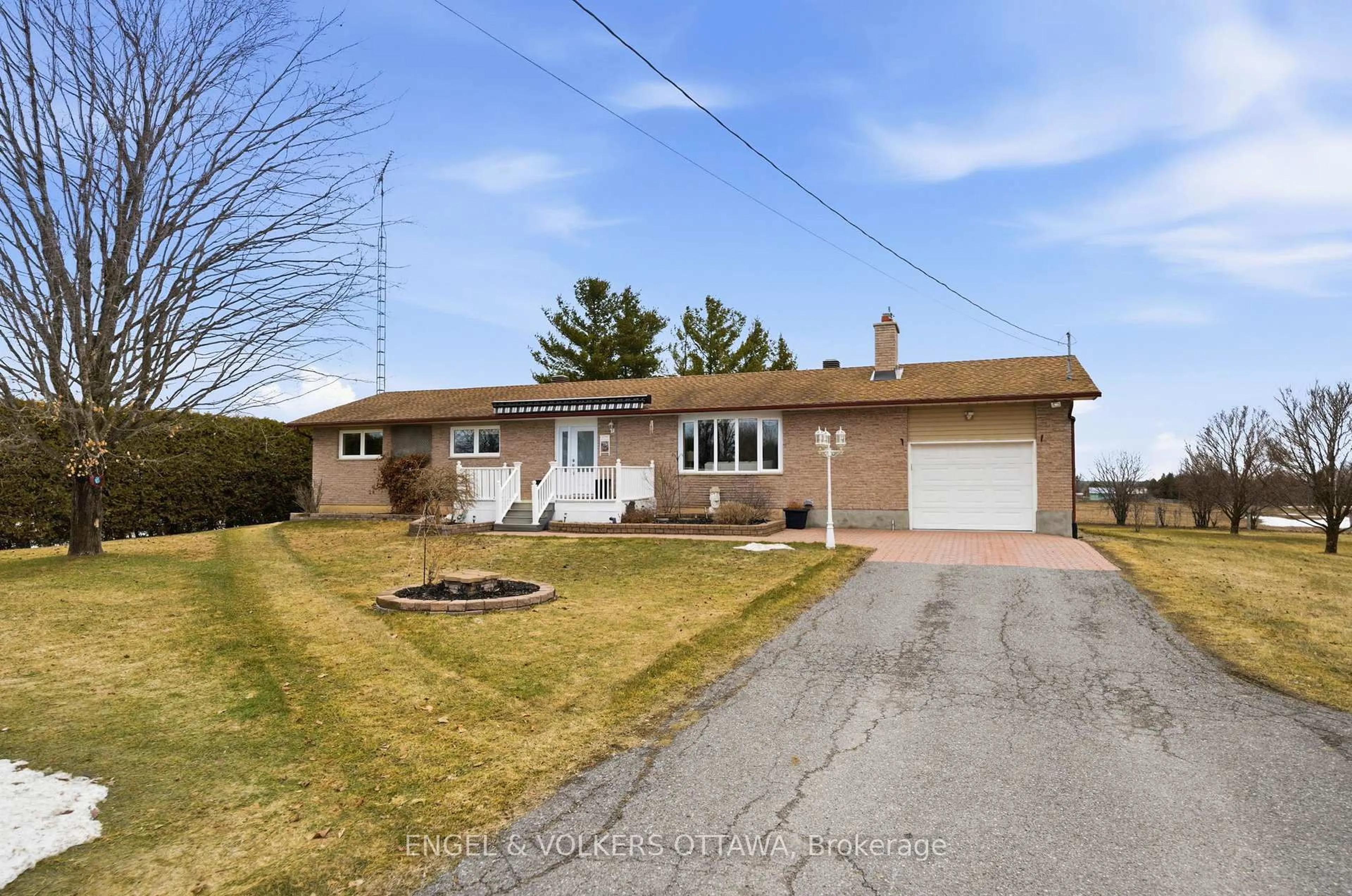 A pic from outside/outdoor area/front of a property/back of a property/a pic from drone, street for 2034 Ramsay Concession 8, Almonte Ontario K0A 1A0