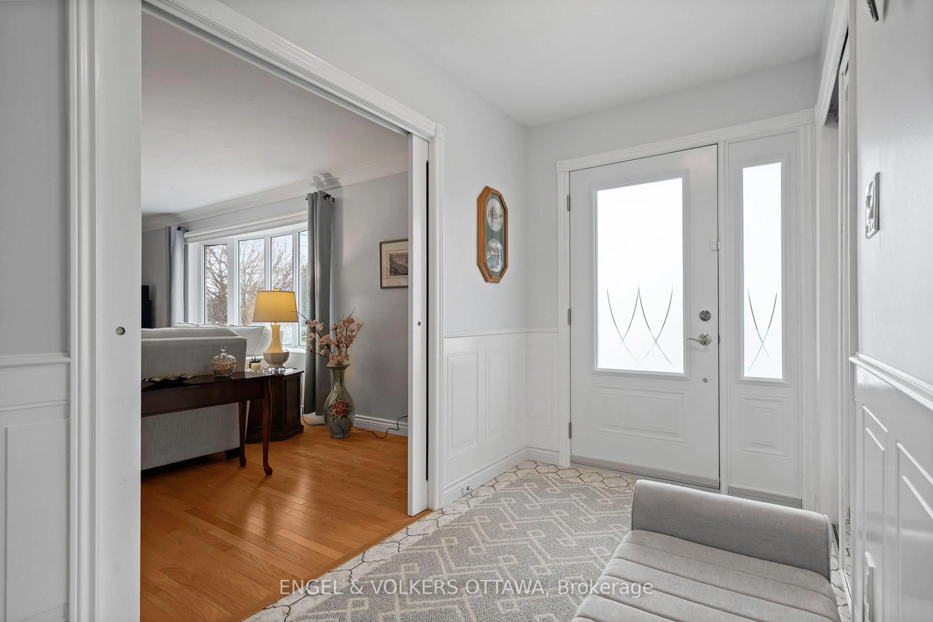 Indoor entryway for 2034 Ramsay Concession 8, Almonte Ontario K0A 1A0