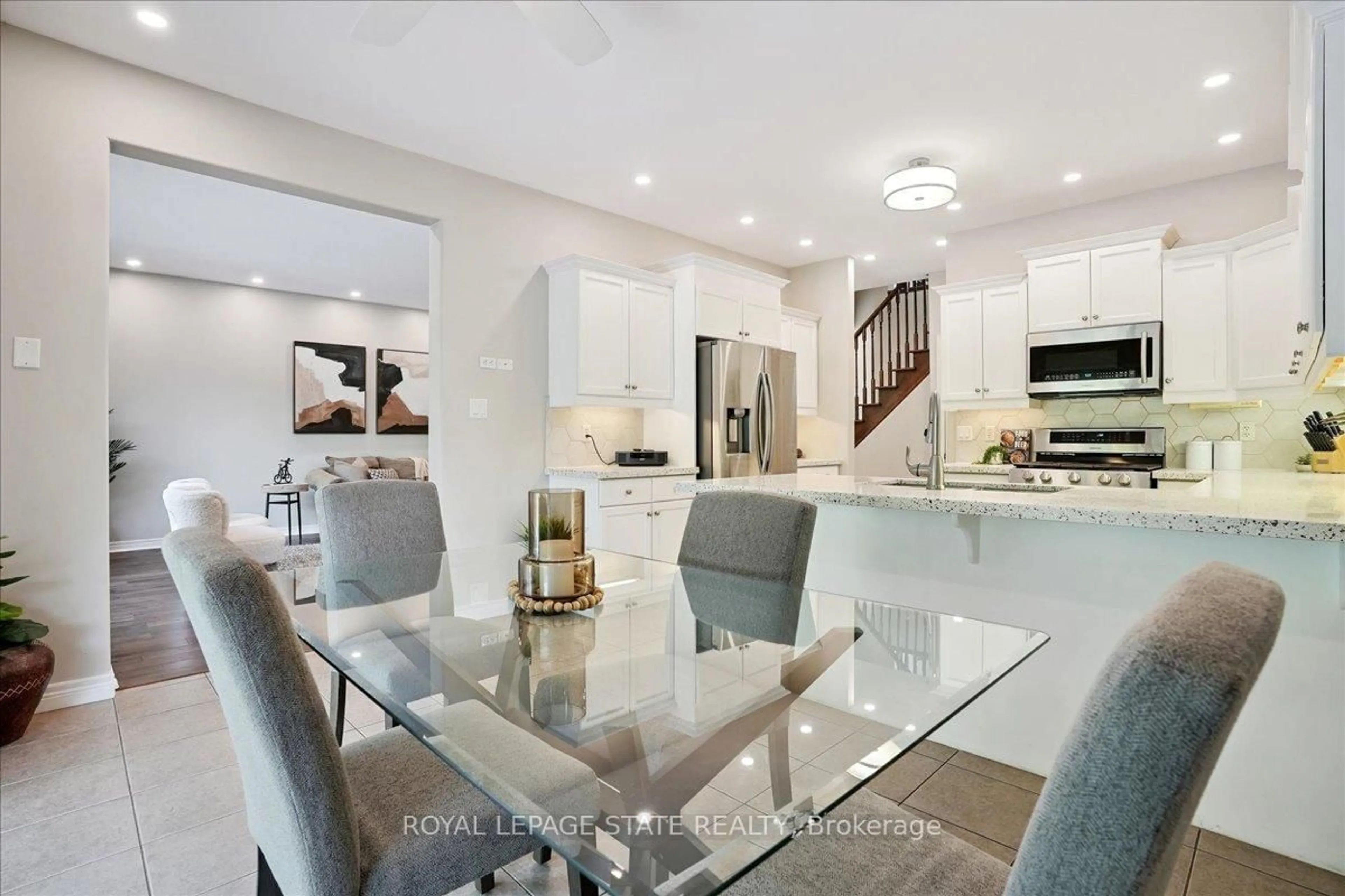 Unknown for 95 Hemlock Way, Grimsby Ontario L3M 0A9