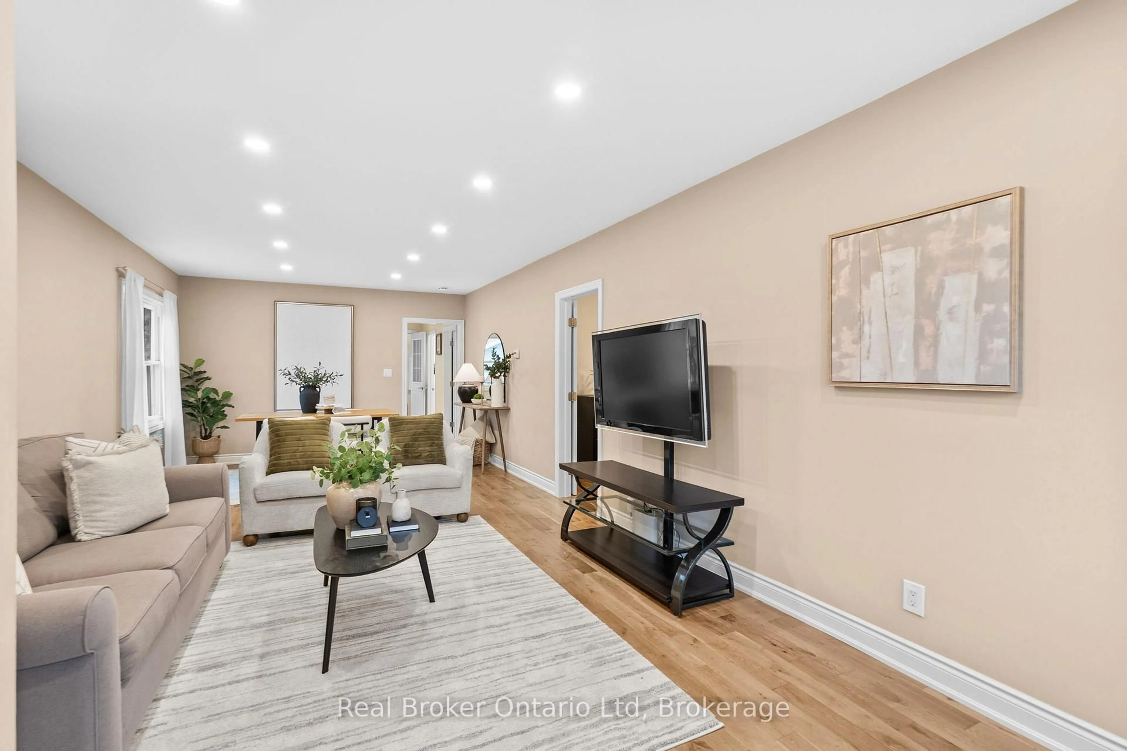 Living room with furniture, unknown for 196 Ivon Ave, Hamilton Ontario L8H 5S8