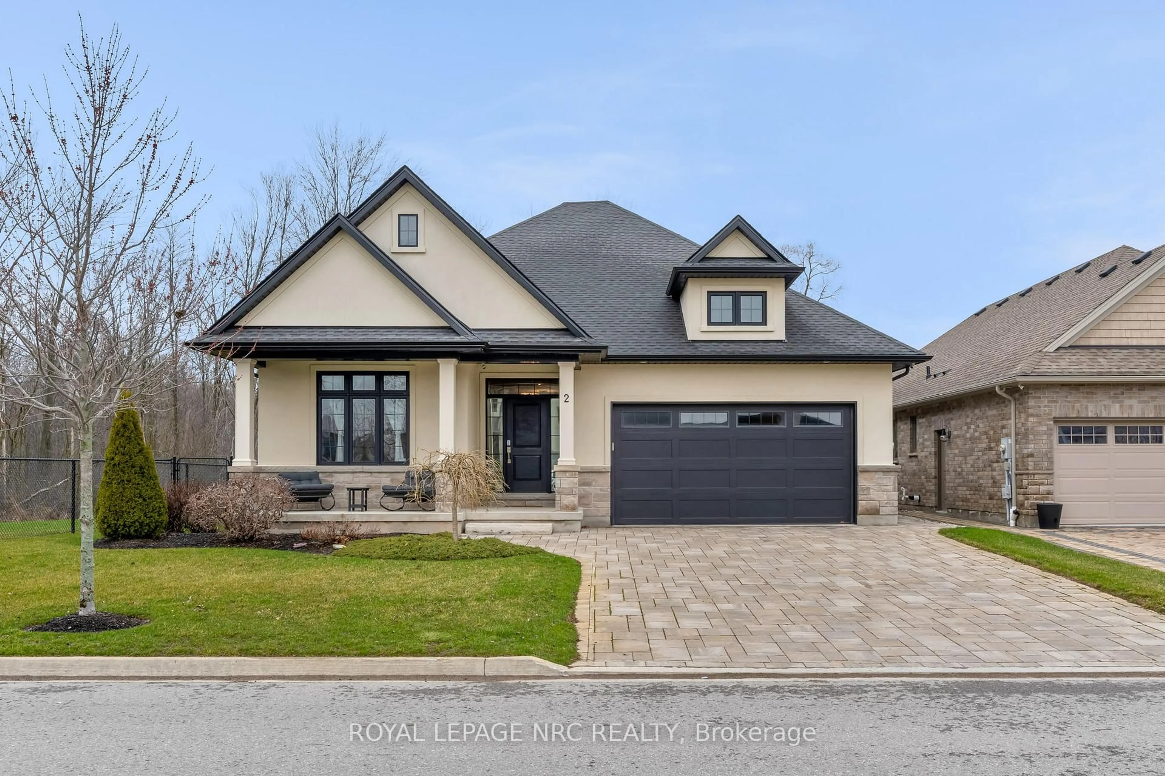 Home with brick exterior material, street for 2 Mcfarland St, Thorold Ontario L2V 0J2