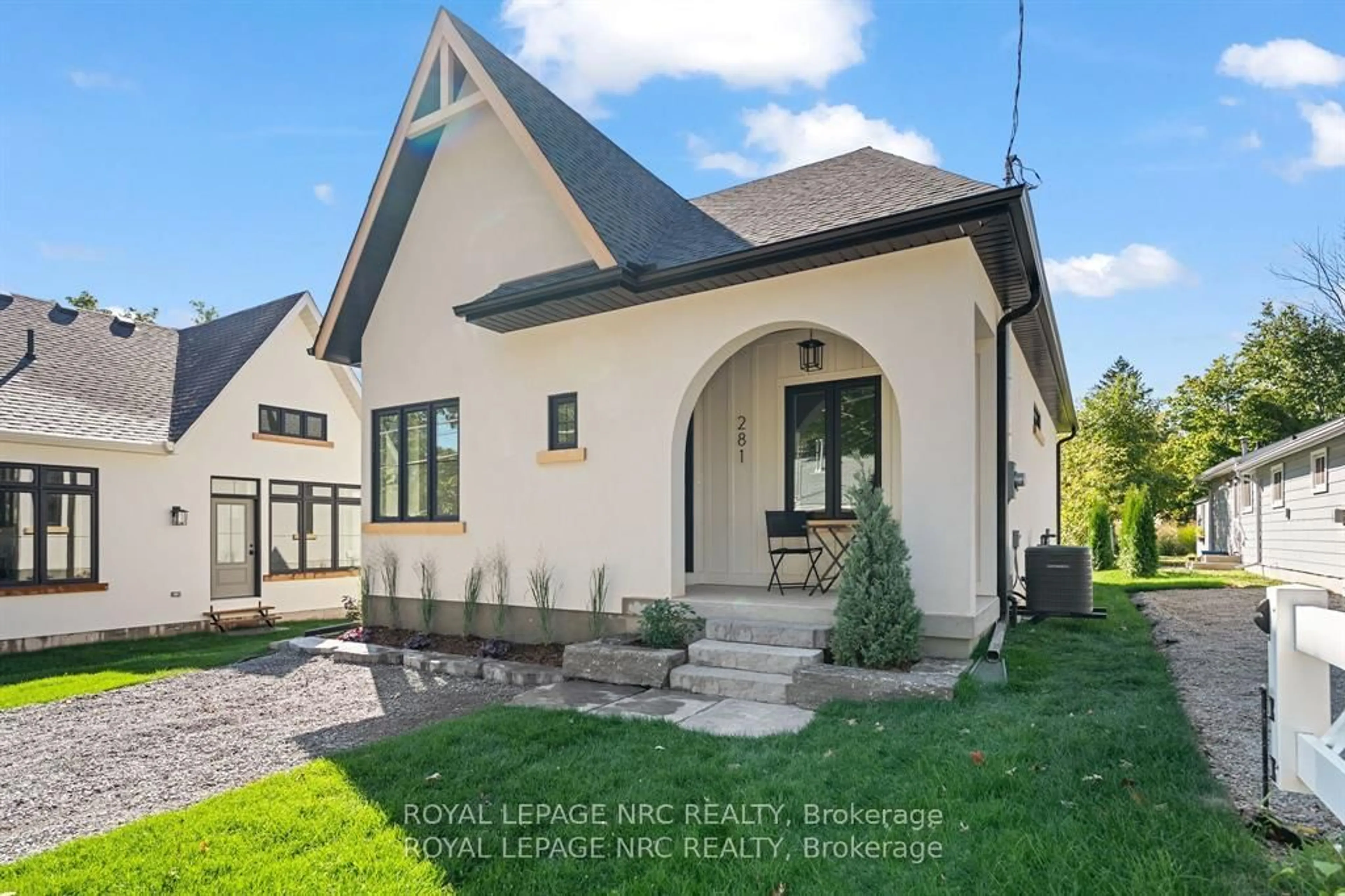 Home with brick exterior material, street for 281 ELMWOOD Ave, Fort Erie Ontario L0S 1B0