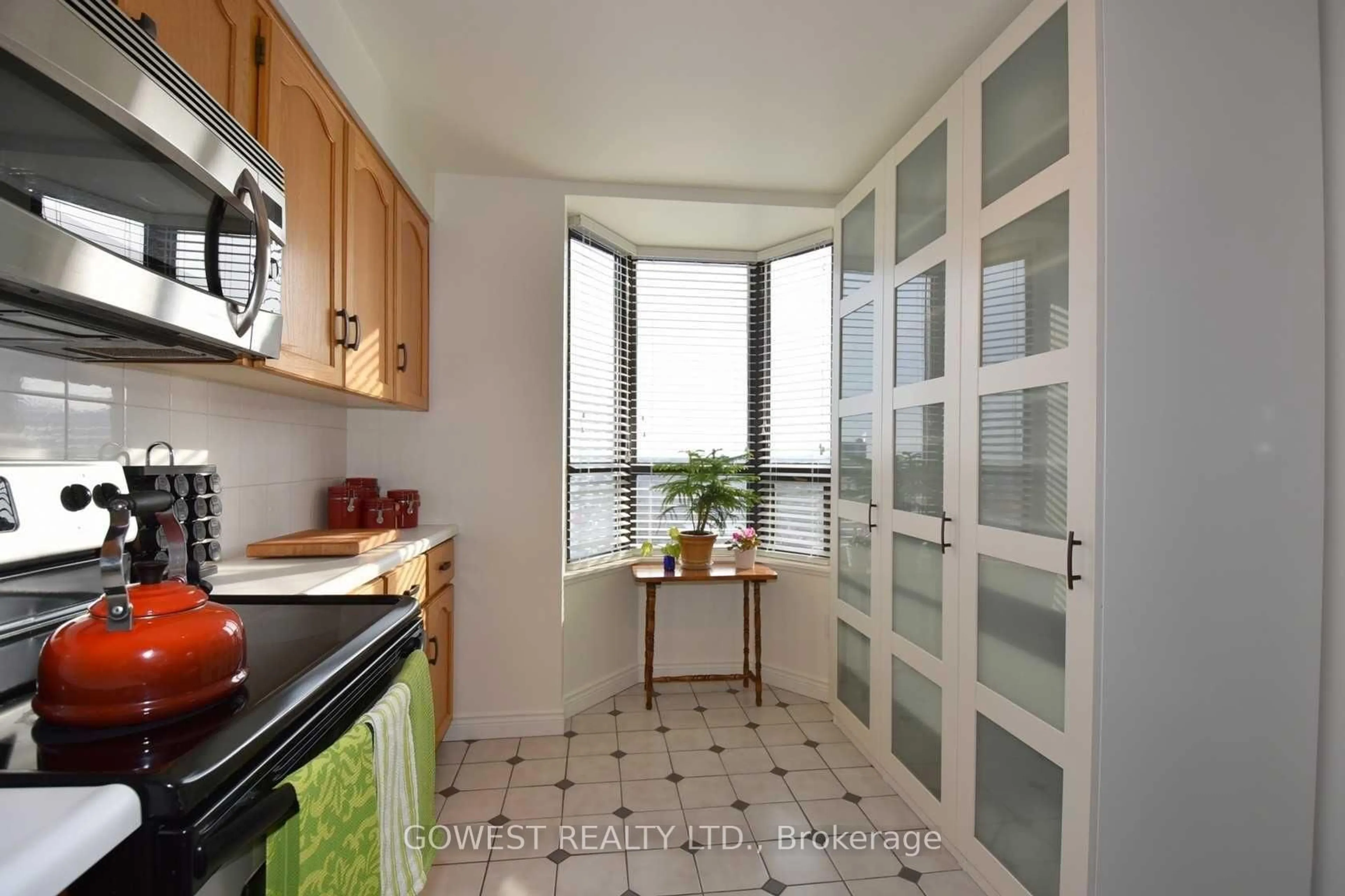 Unknown for 432 Main St #1104, Hamilton Ontario L8N 1J9