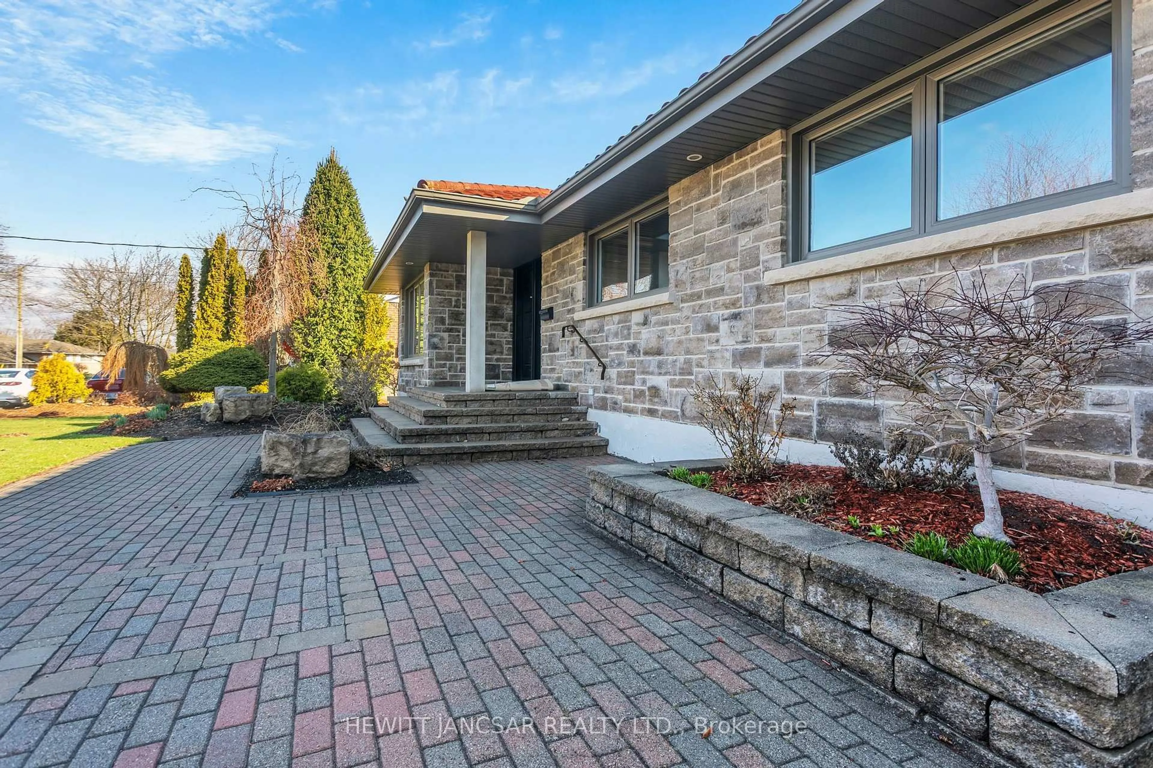 Home with brick exterior material, street for 30 Windermere Cres, Woodstock Ontario N4S 6T2
