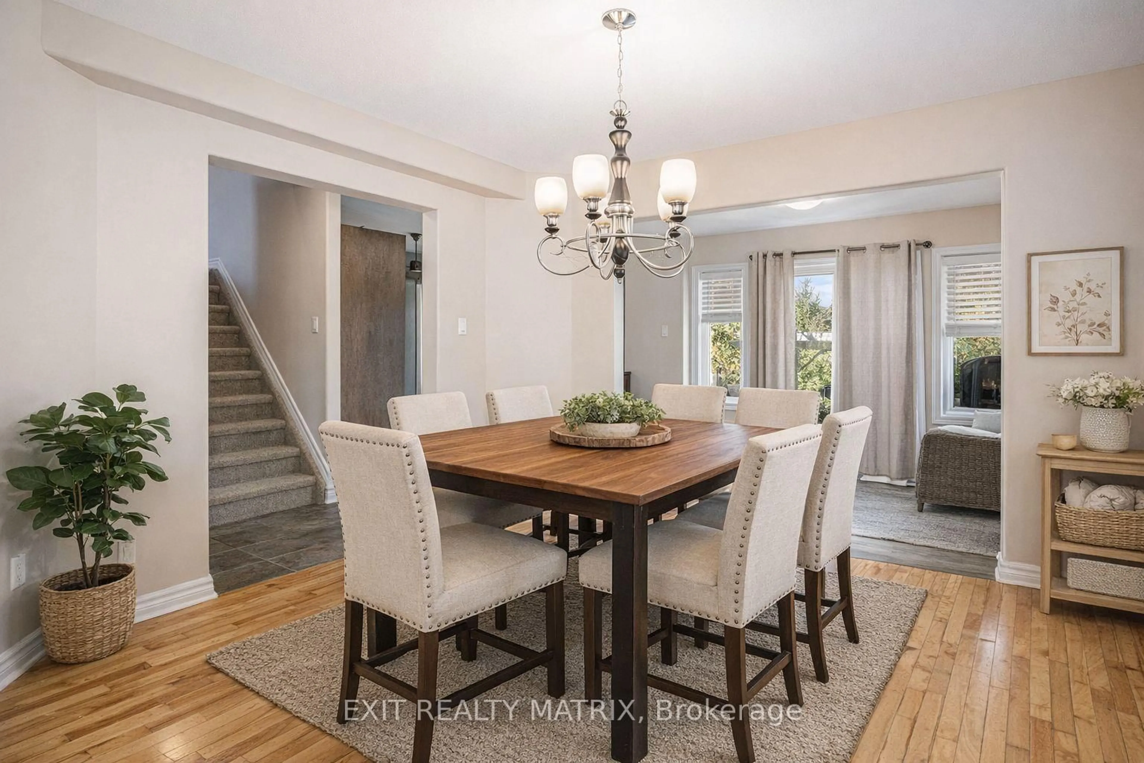 Dining room, unknown for 183 Filion St, Russell Ontario K0A 1W0