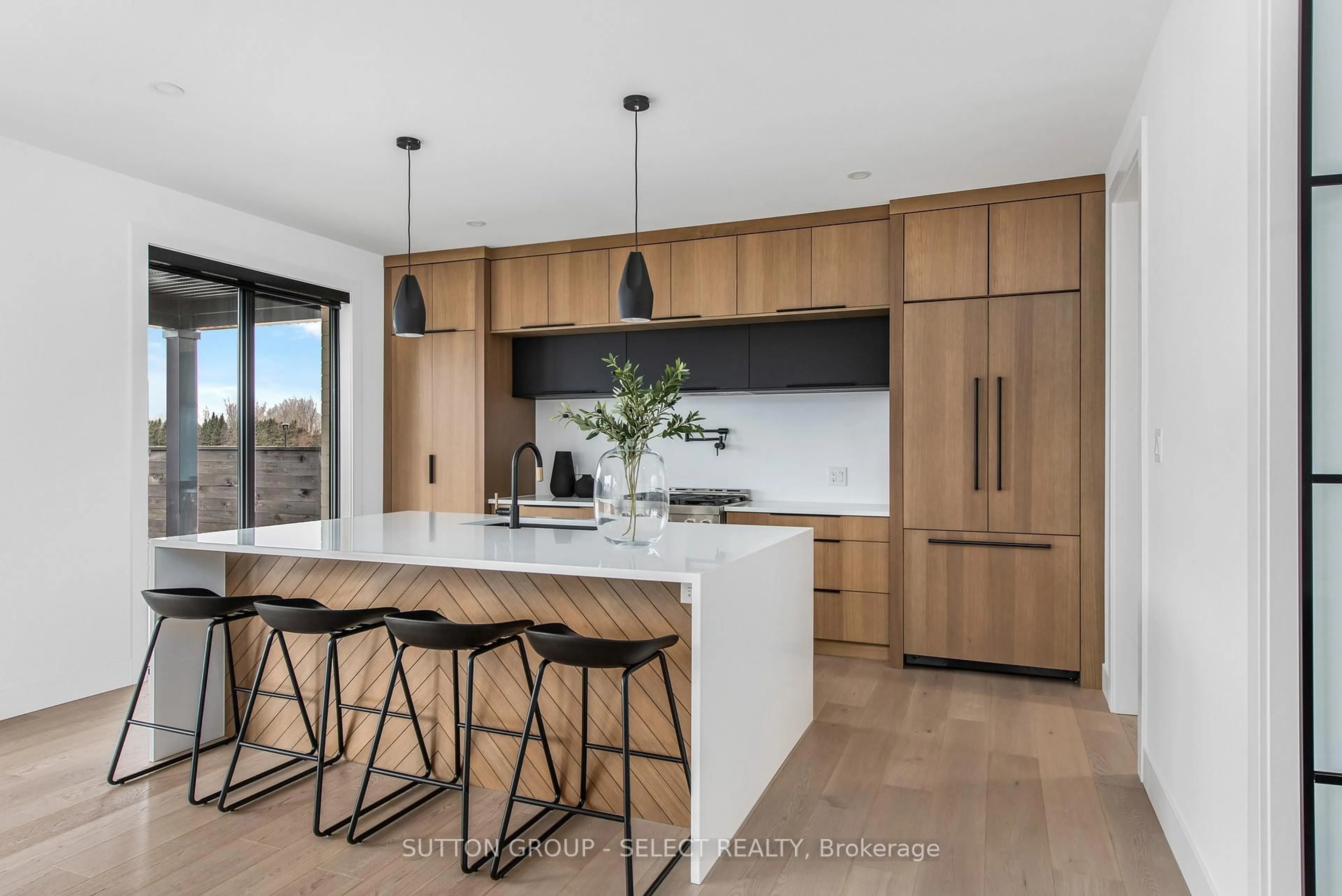 Contemporary kitchen, unknown for 4368 Green Bend Rd, London South Ontario N6P 0K9