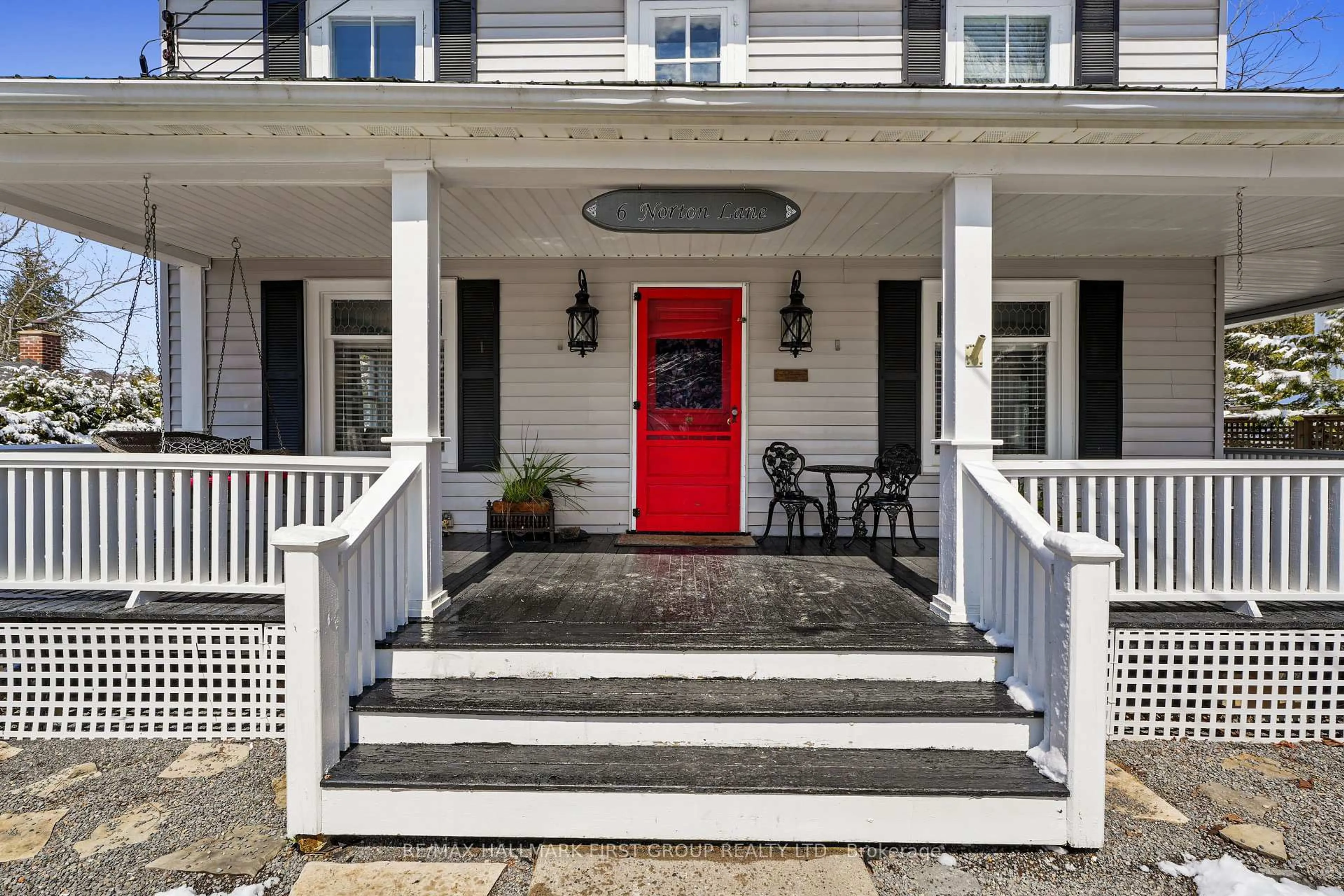 Indoor entryway for 6 Norton Lane, Cramahe Ontario K0K 1S0