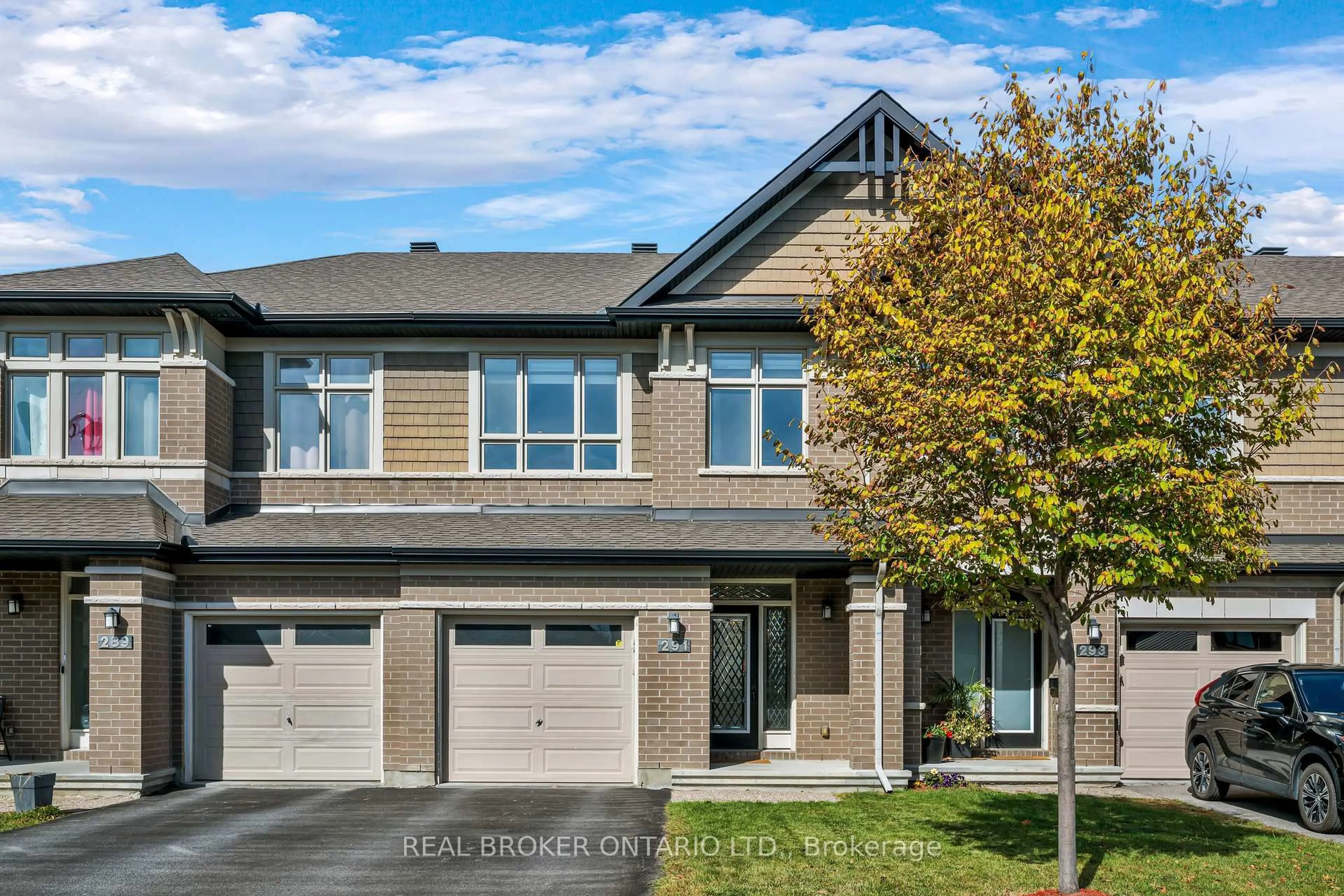 Home with brick exterior material, street for 291 Shinleaf Cres, Ottawa Ontario K1W 0J2