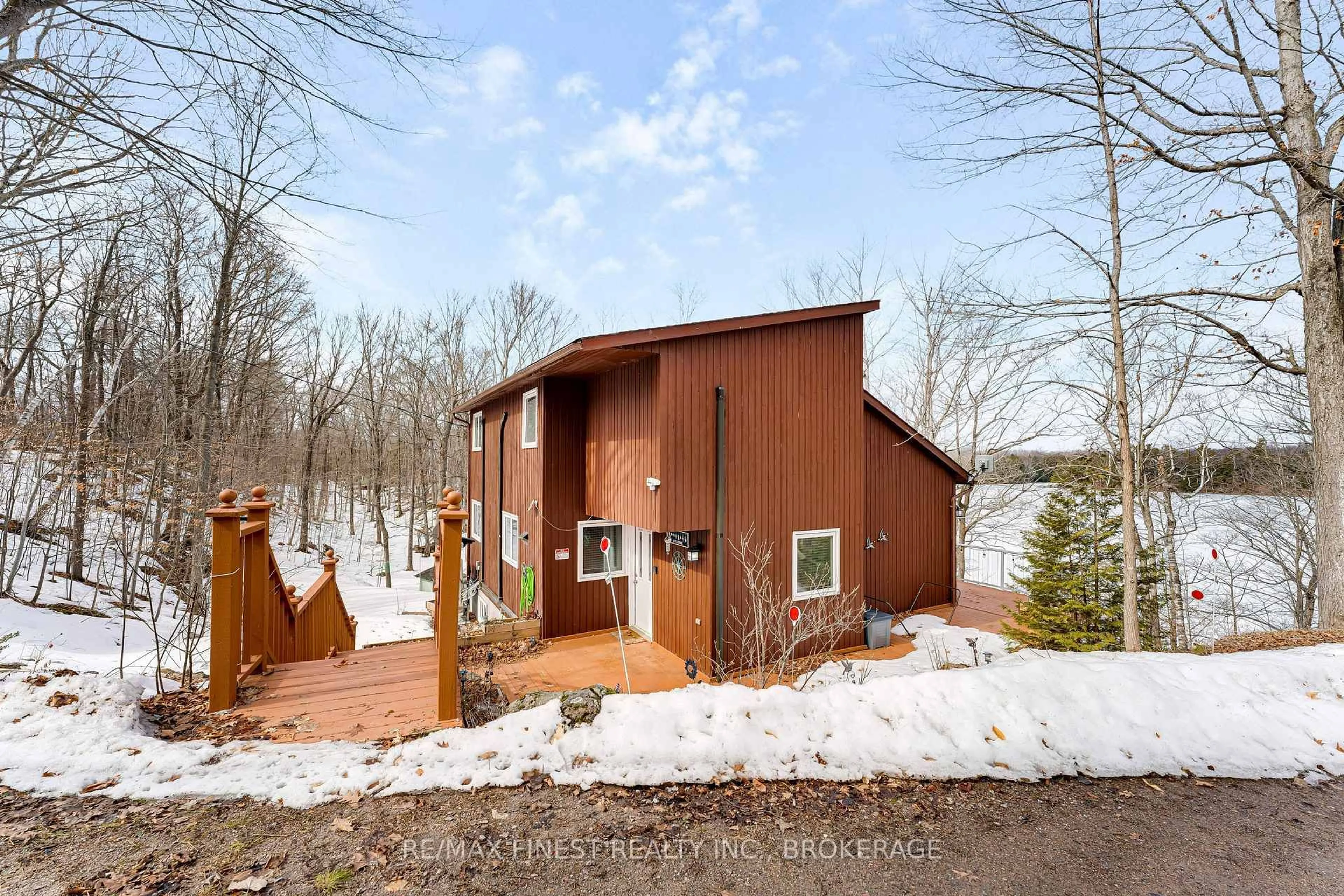 Unknown for 1066 Mountvale Point Rd, Sharbot Lake Ontario K0H 2P0