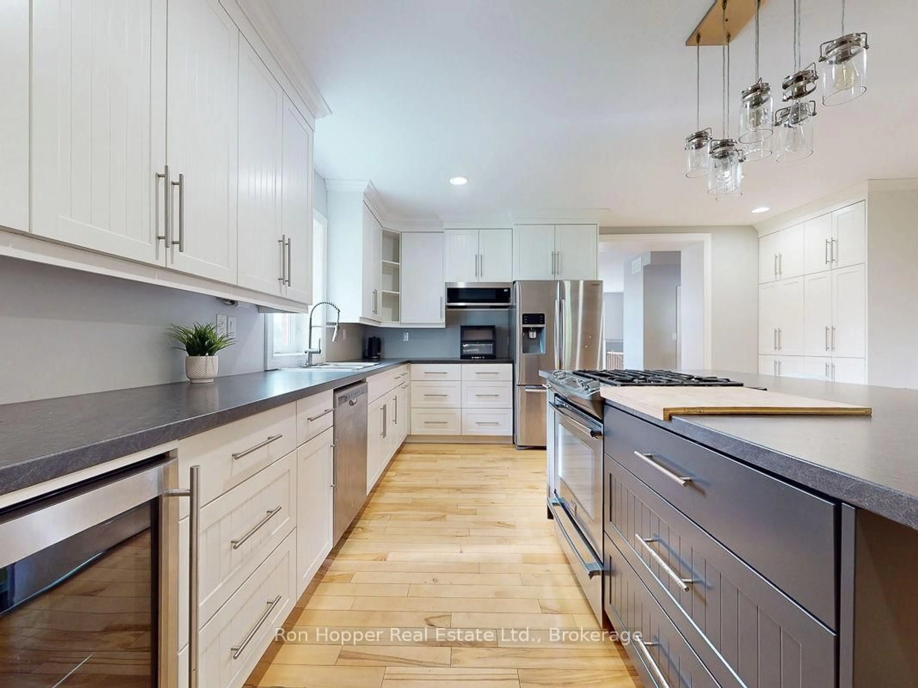 Contemporary kitchen, unknown for 123025 Story Book Park Rd, Meaford Ontario N4K 5N6