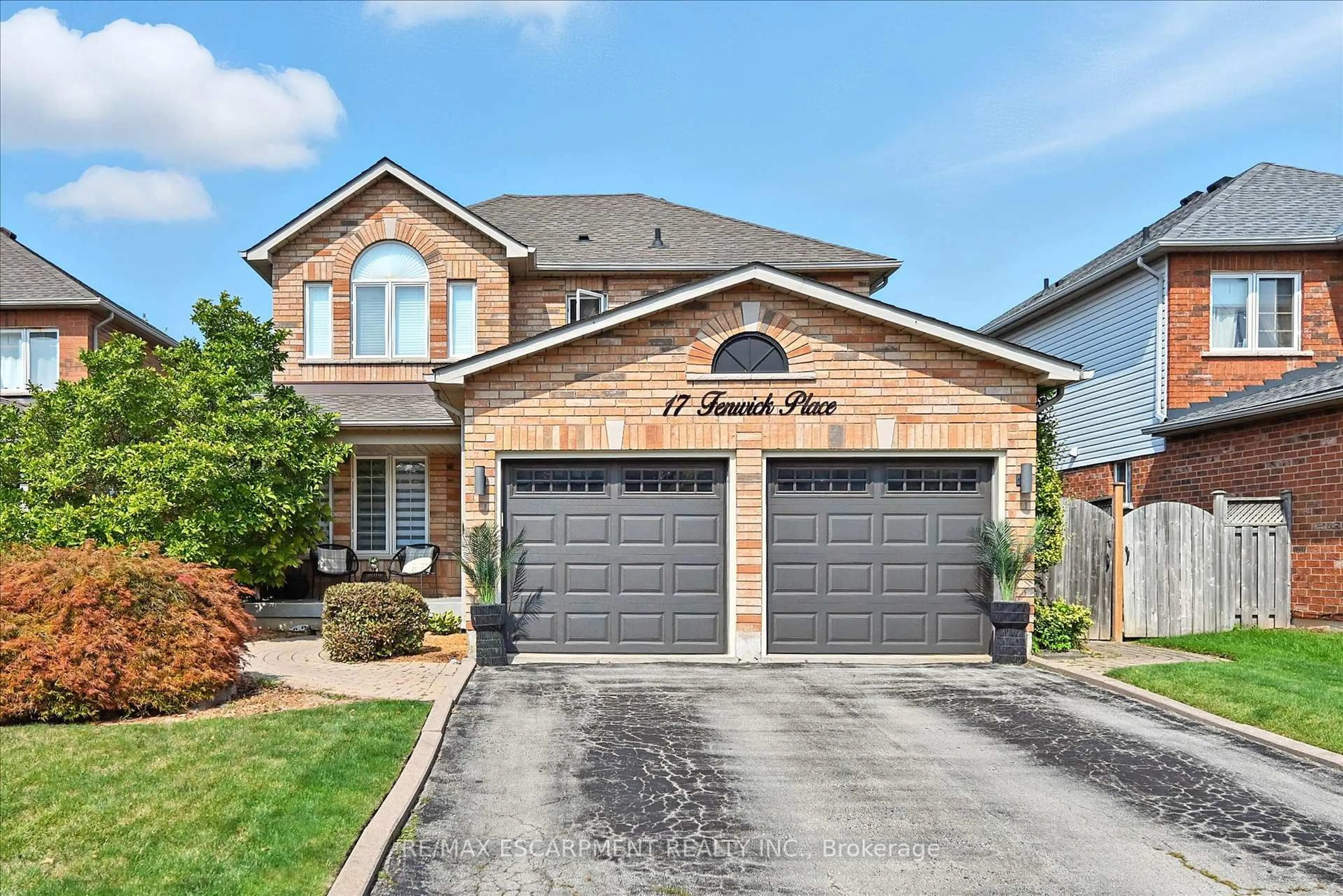 Home with brick exterior material, street for 17 Fenwick Pl, Hamilton Ontario L0R 2H5