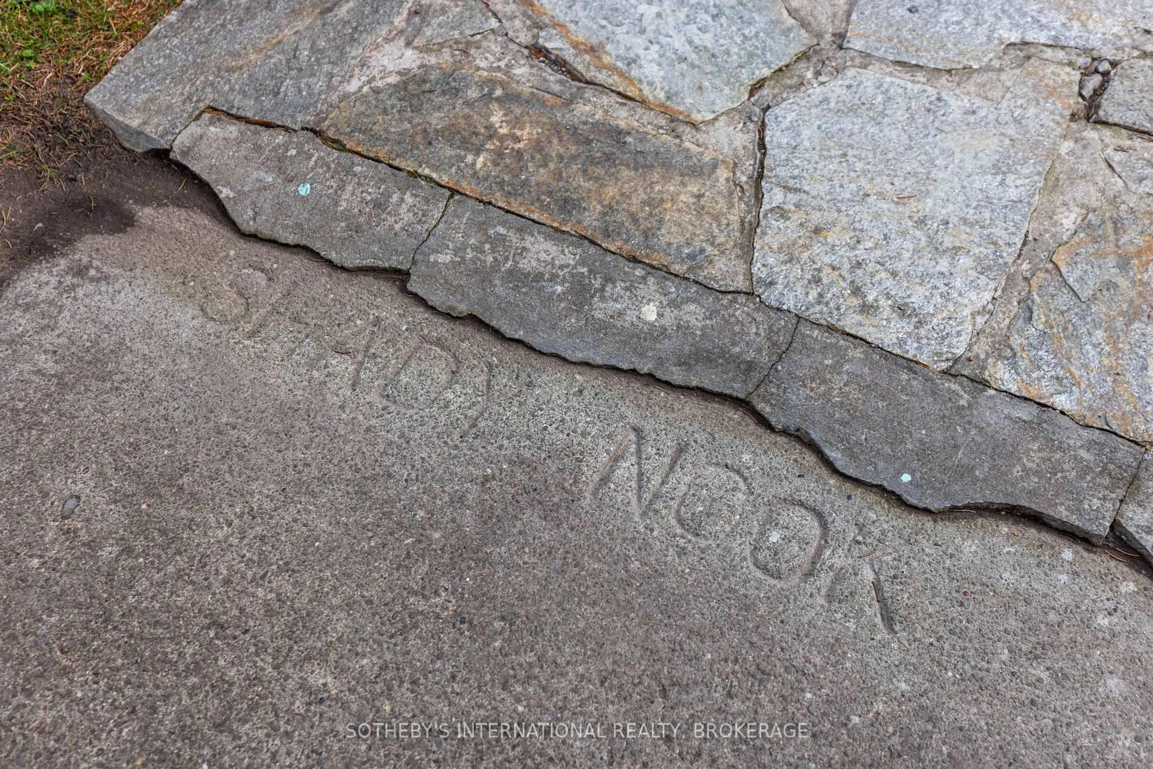 Patio, street for 85 Ricardo St, Niagara-on-the-Lake Ontario L0S 1J0