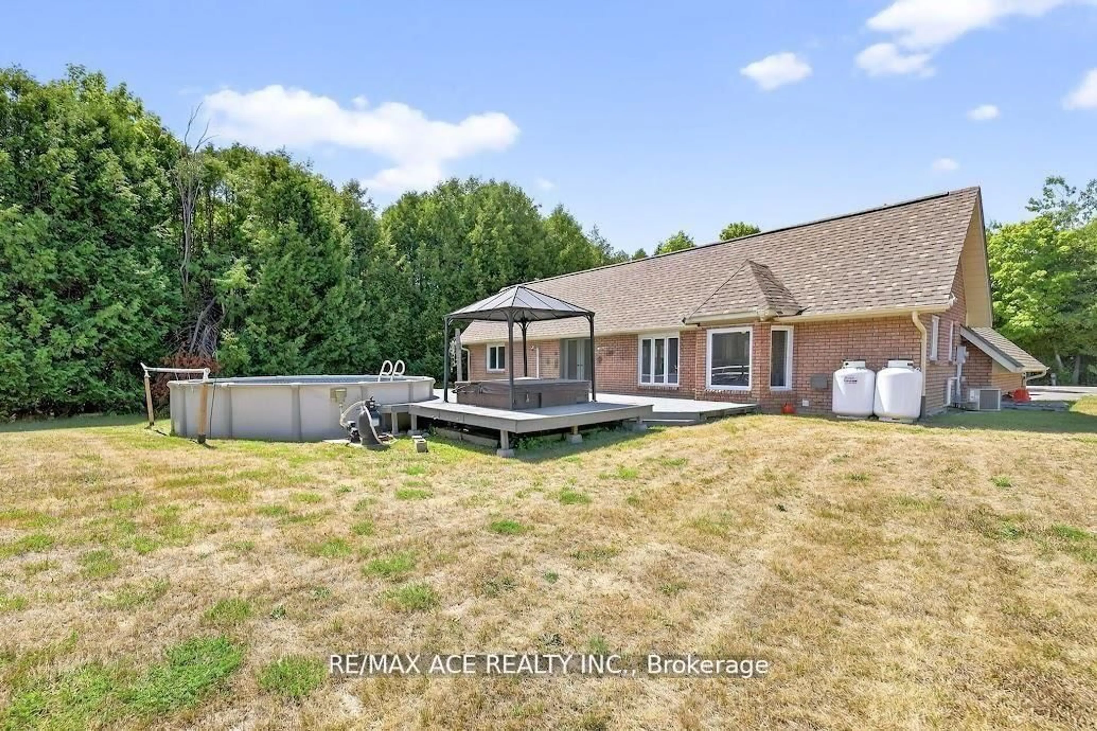 A pic from outside/outdoor area/front of a property/back of a property/a pic from drone, water/lake/river/ocean view for 2425 North School Rd, Havelock-Belmont-Methuen Ontario K0L 1Z0