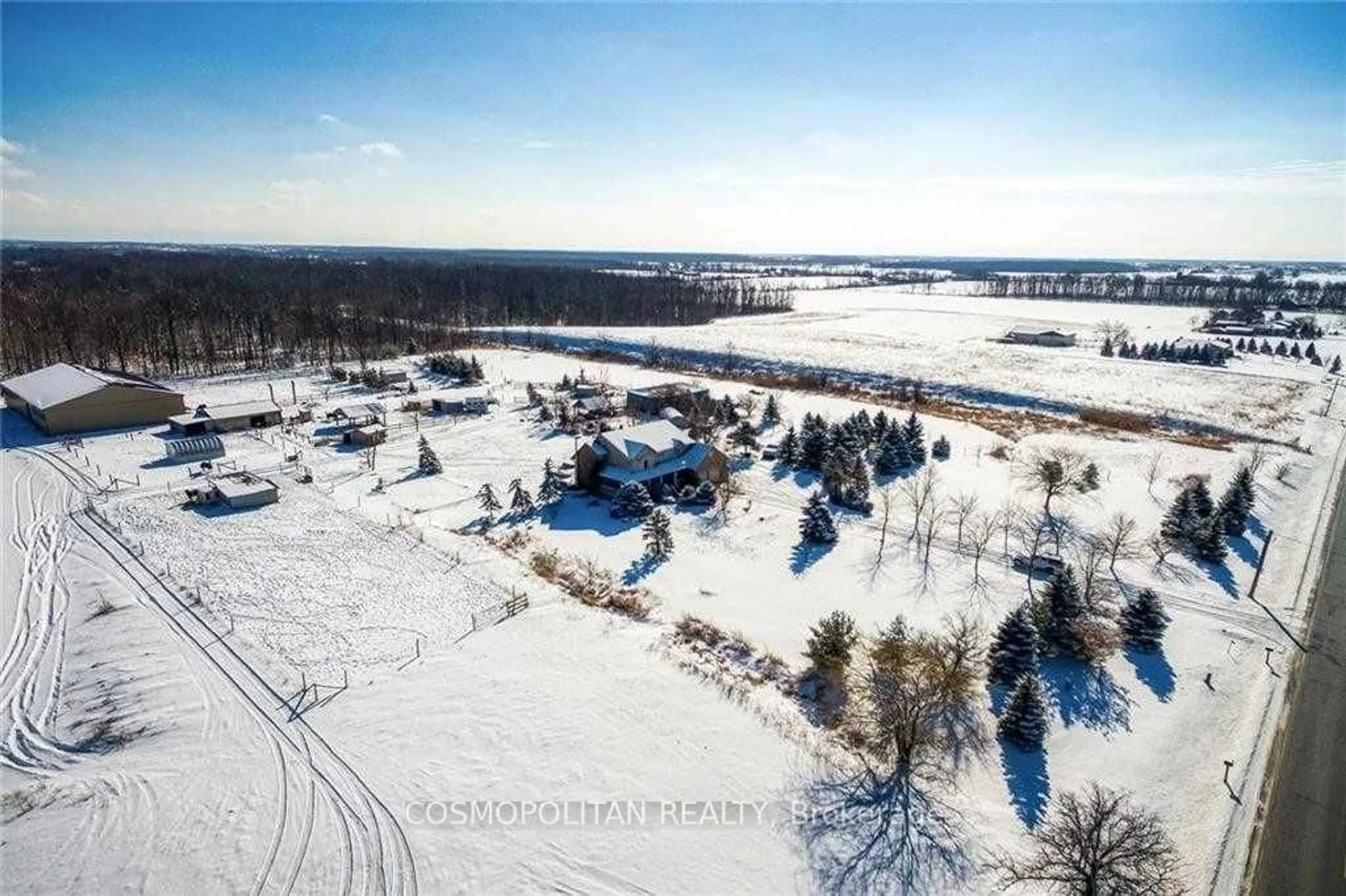 A pic from outside/outdoor area/front of a property/back of a property/a pic from drone, water/lake/river/ocean view for 195 Woolverton Rd, Grimsby Ontario L3M 4E7