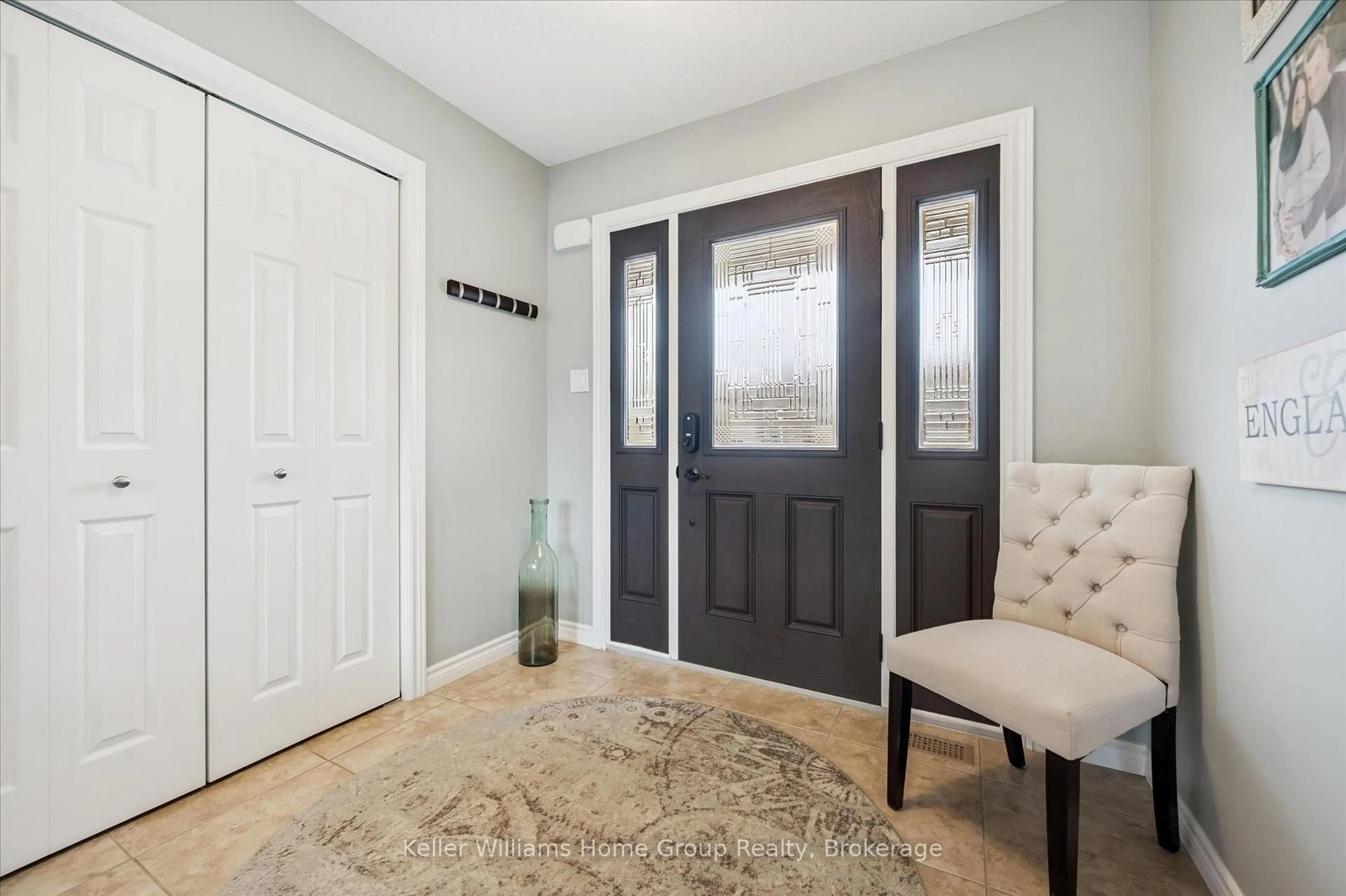 Indoor entryway for 31 Healey St, Centre Wellington Ontario N0B 1S0