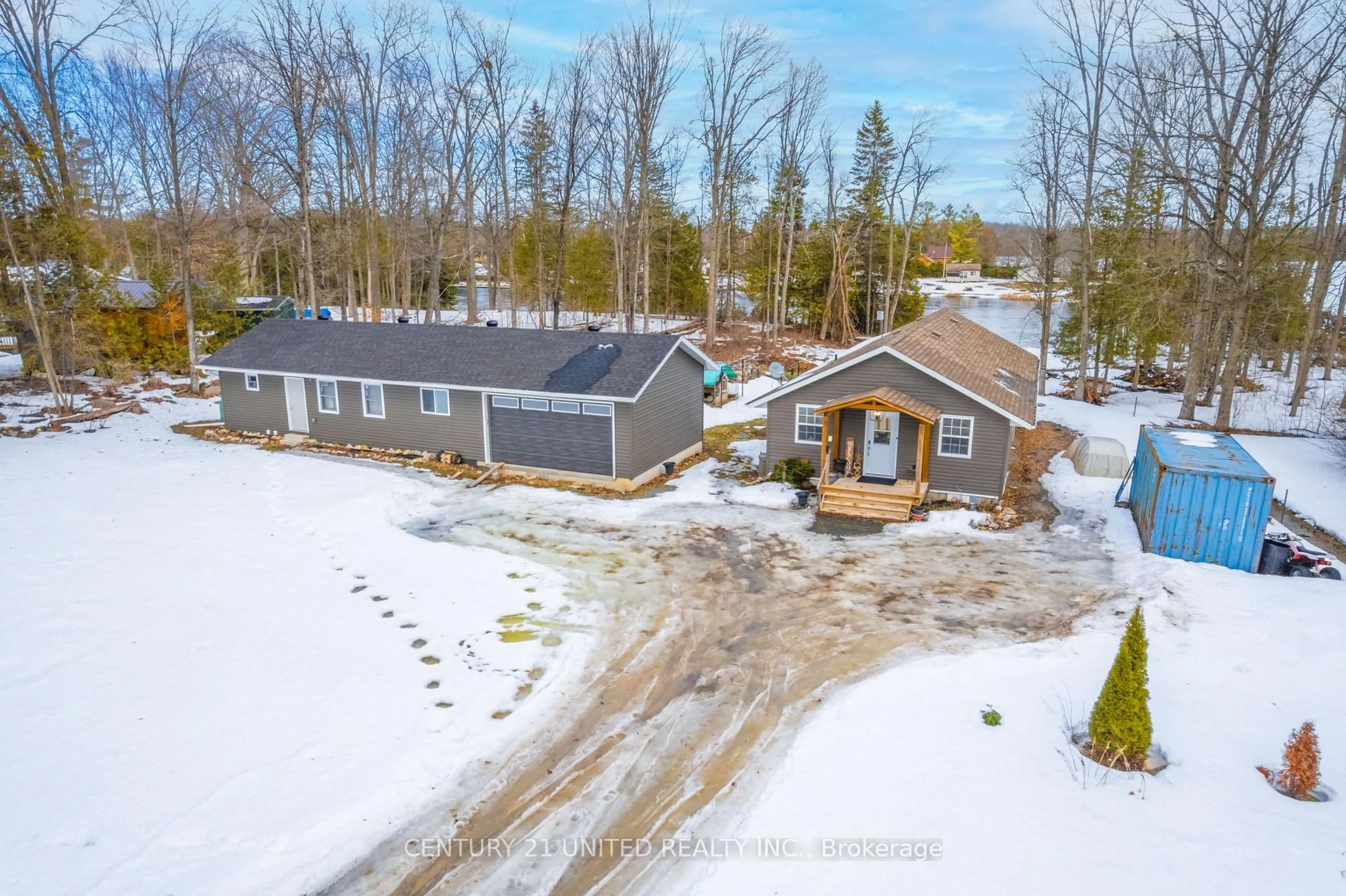 A pic from outside/outdoor area/front of a property/back of a property/a pic from drone, unknown for 472 Canal Rd, Trent Hills Ontario K0L 1L0