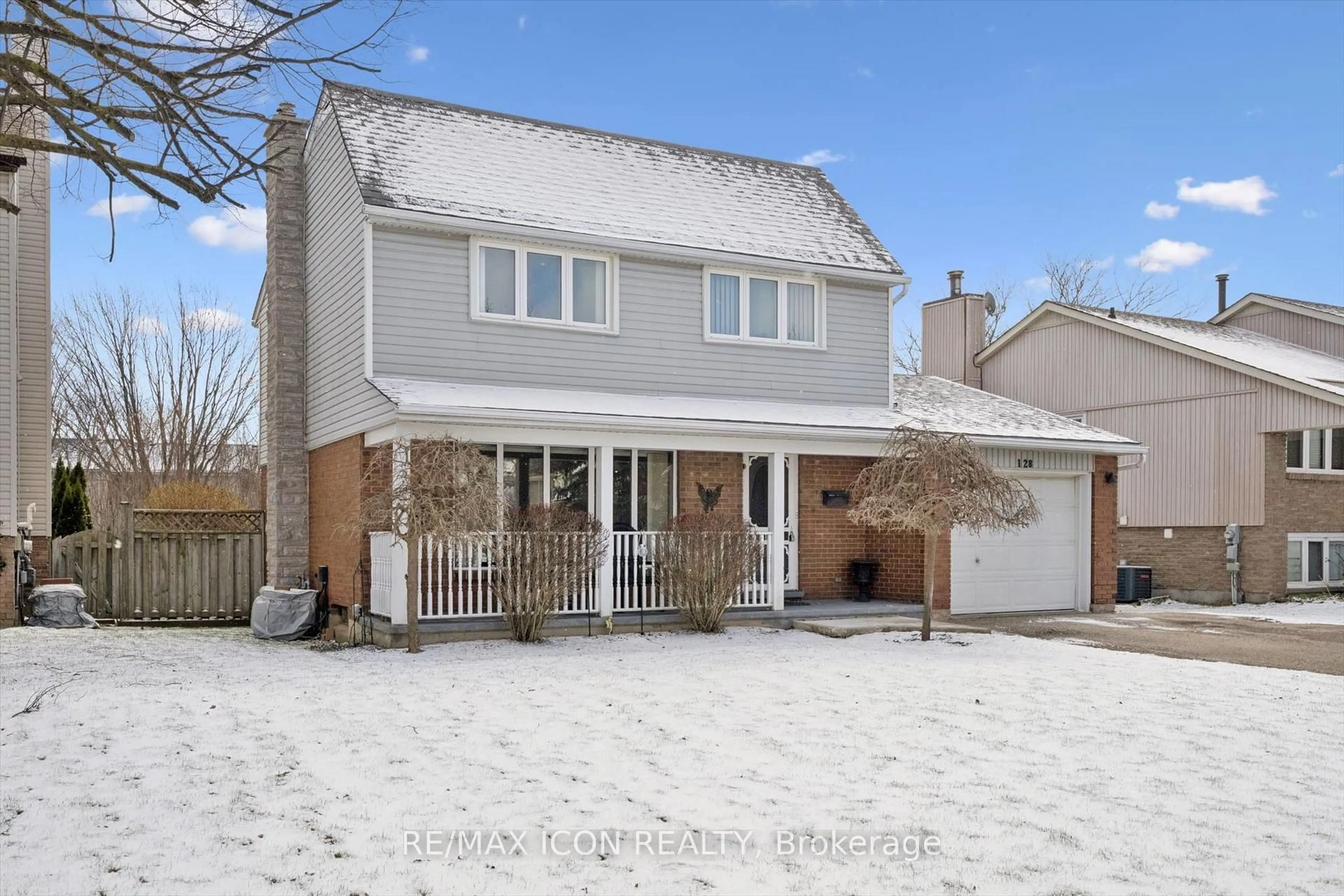 A pic from outside/outdoor area/front of a property/back of a property/a pic from drone, street for 128 Westheights Dr, Kitchener Ontario N2N 1J9