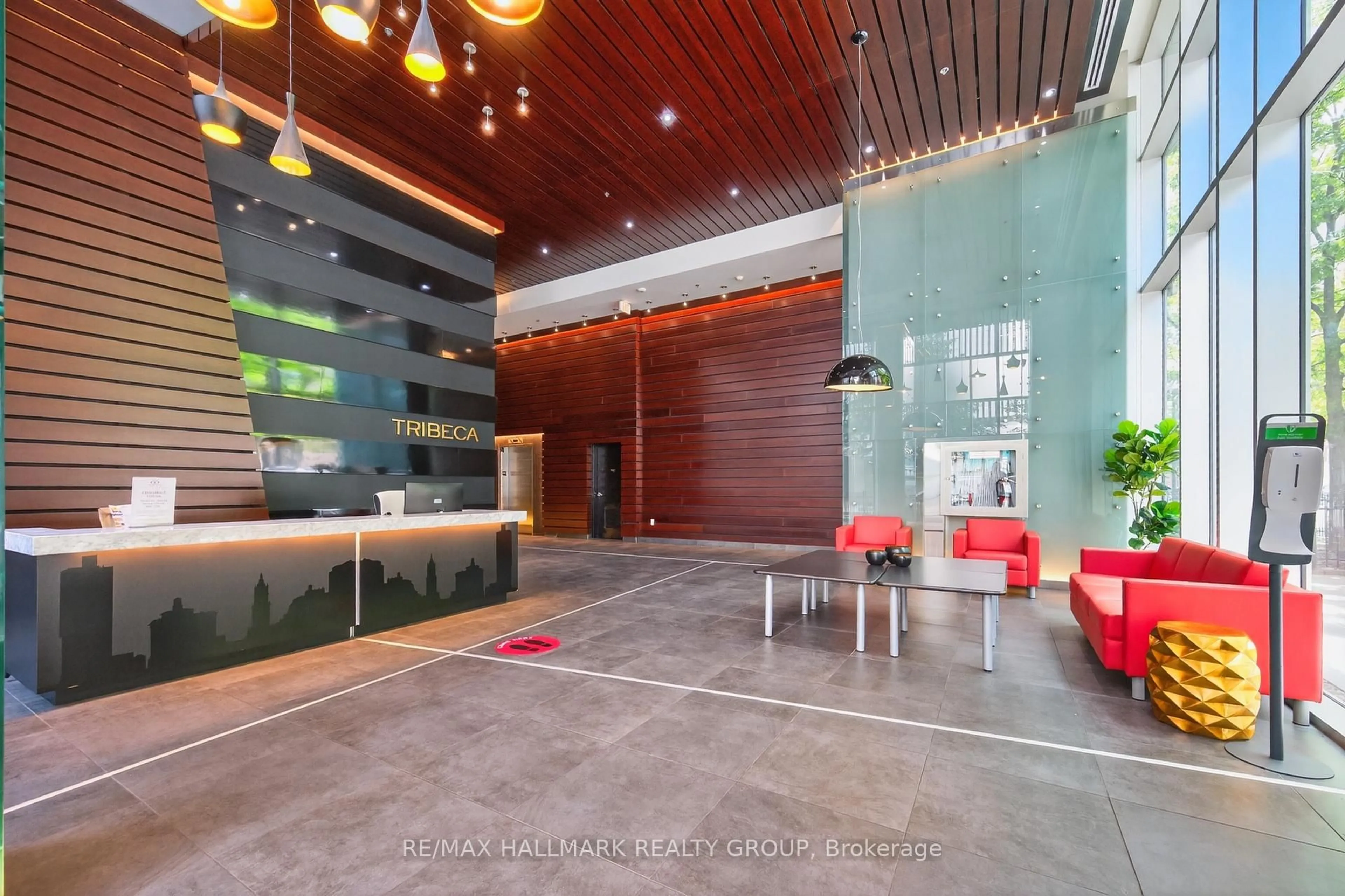 Lobby for 179 Metcalfe St #2104, Ottawa Ontario K2P 1P7