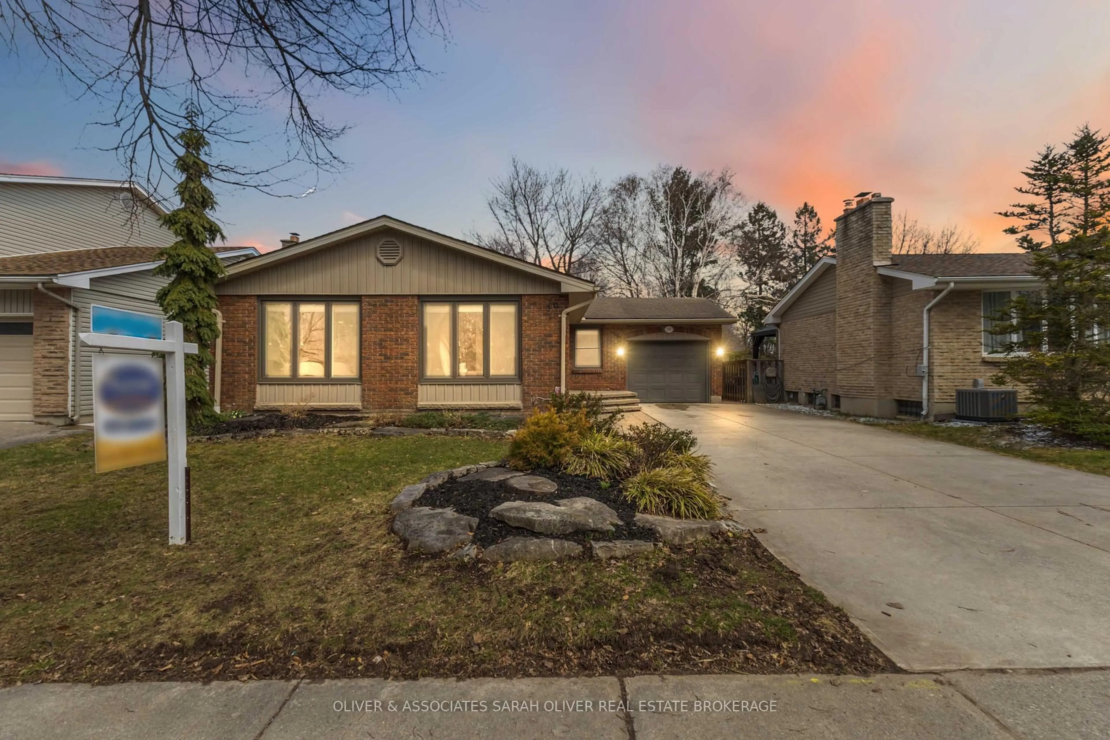 Home with brick exterior material, street for 30 Sandalwood Cres, London North Ontario N6G 2Z7