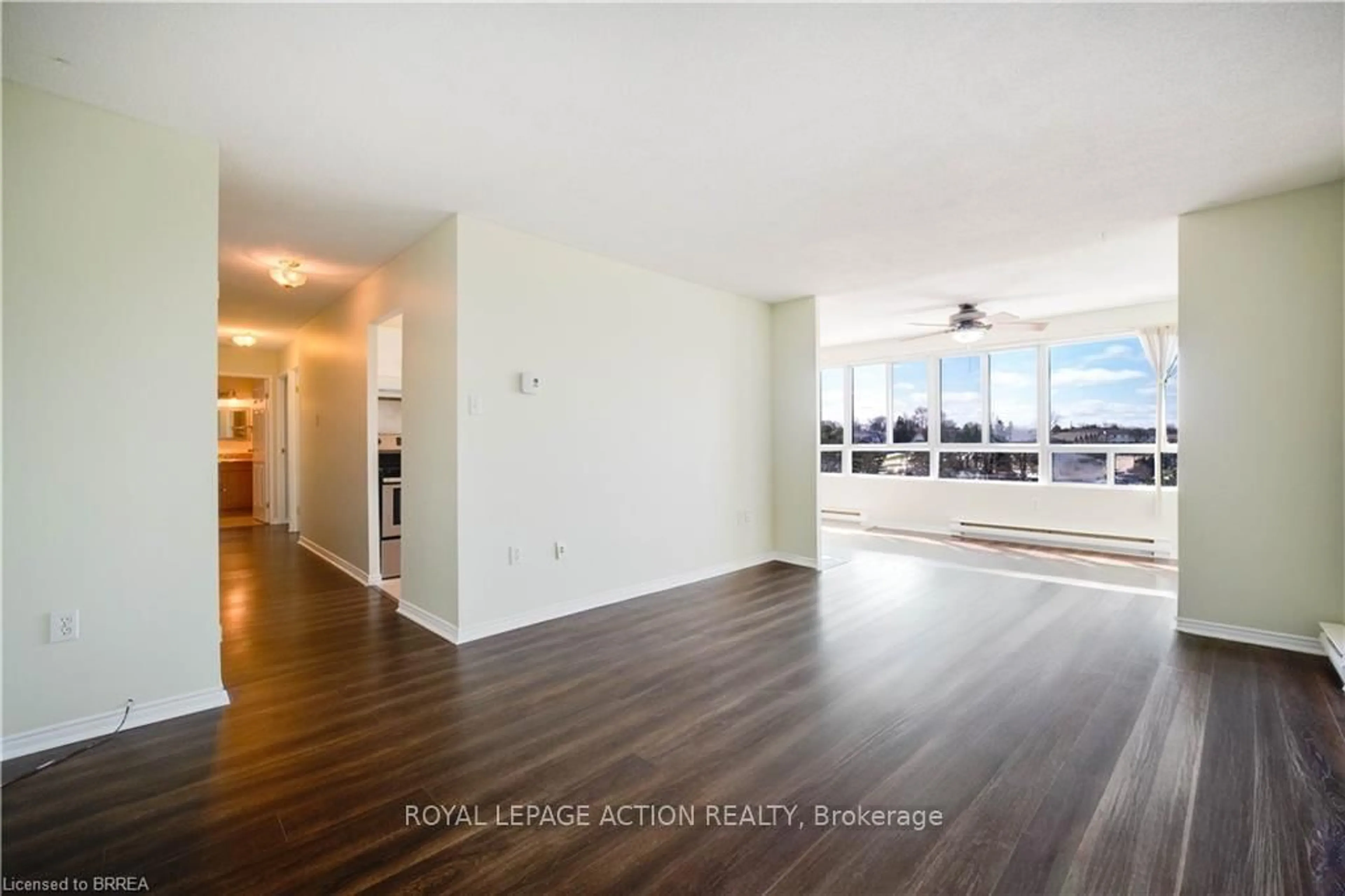 A pic of a room for 65 Highland Cres #501, Kitchener Ontario N2M 5M8