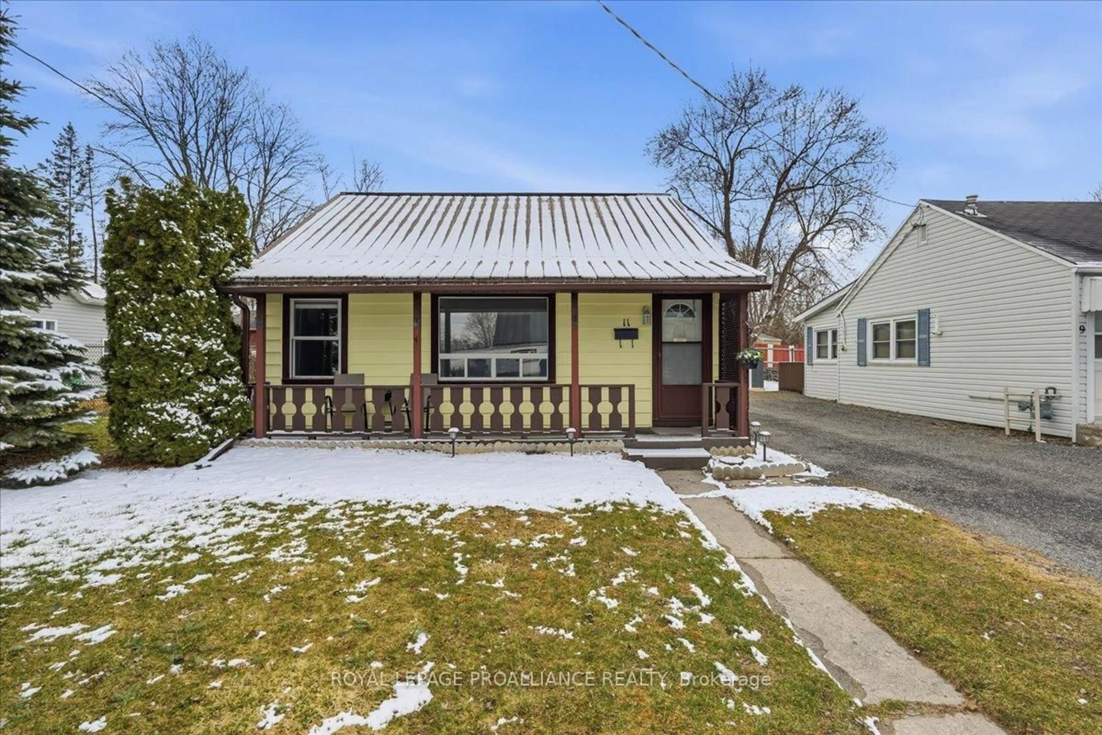 Unknown for 11 Weeks Ave, Quinte West Ontario K8V 1X4