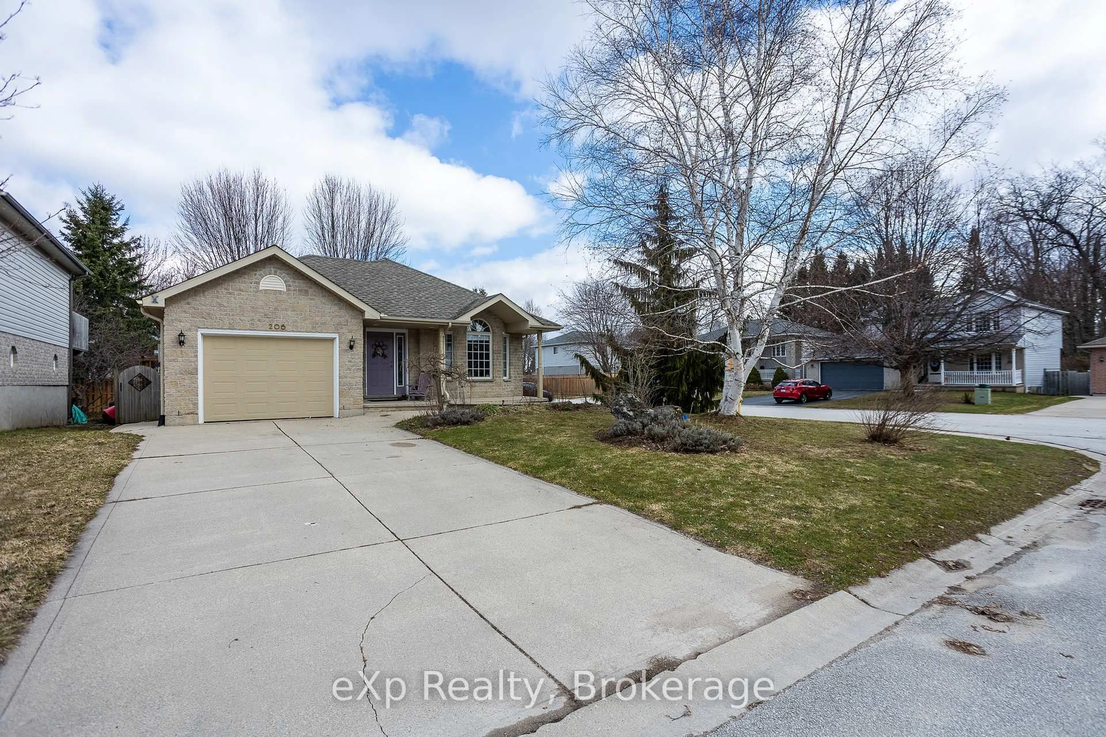 A pic from outside/outdoor area/front of a property/back of a property/a pic from drone, street for 206 2nd Street A, Owen Sound Ontario N4K 6X3