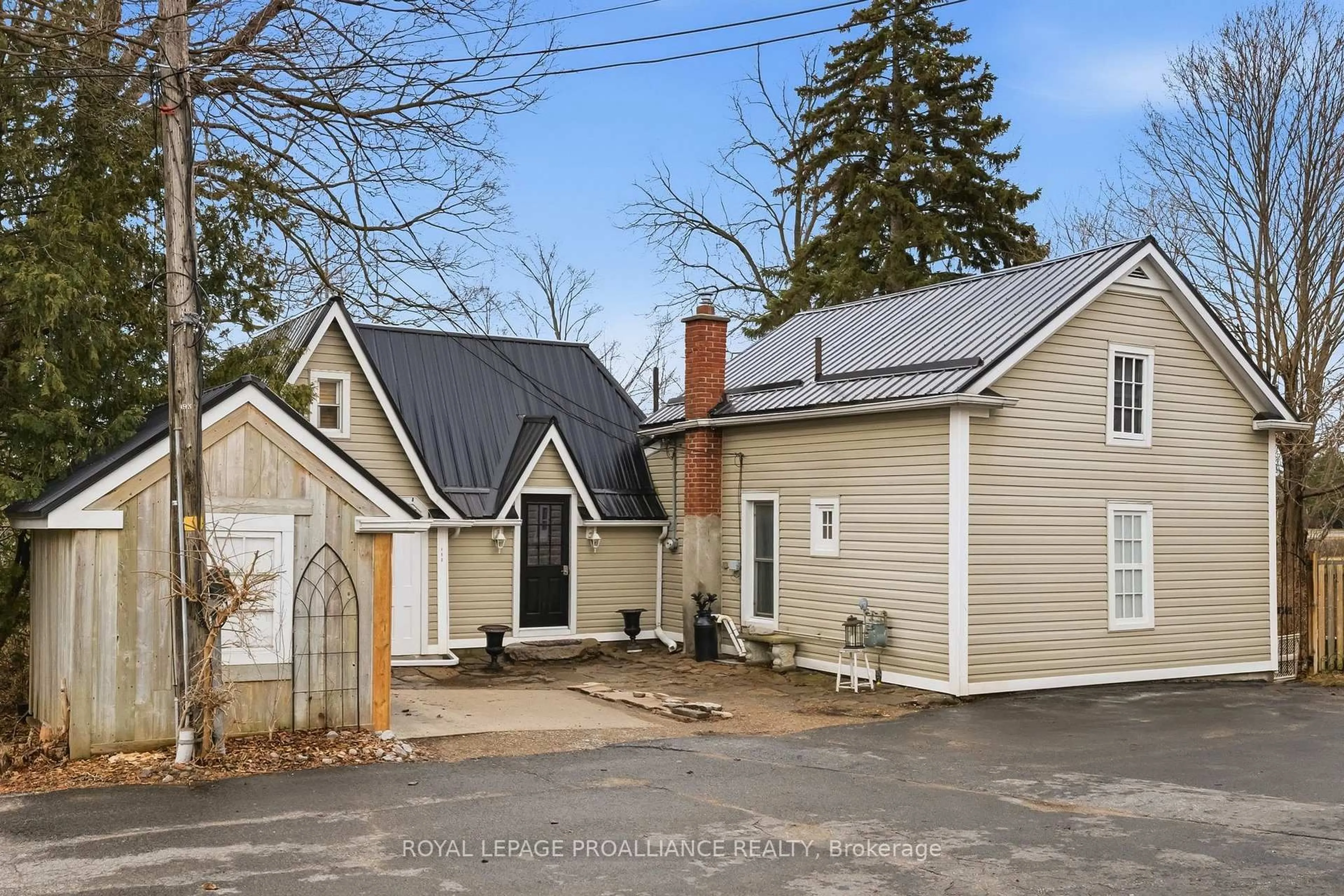 A pic from outside/outdoor area/front of a property/back of a property/a pic from drone, street for 193 Henry St, Quinte West Ontario K8V 3V4