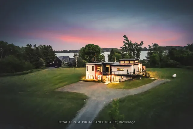 2670 County Road 8, Prince Edward County 2