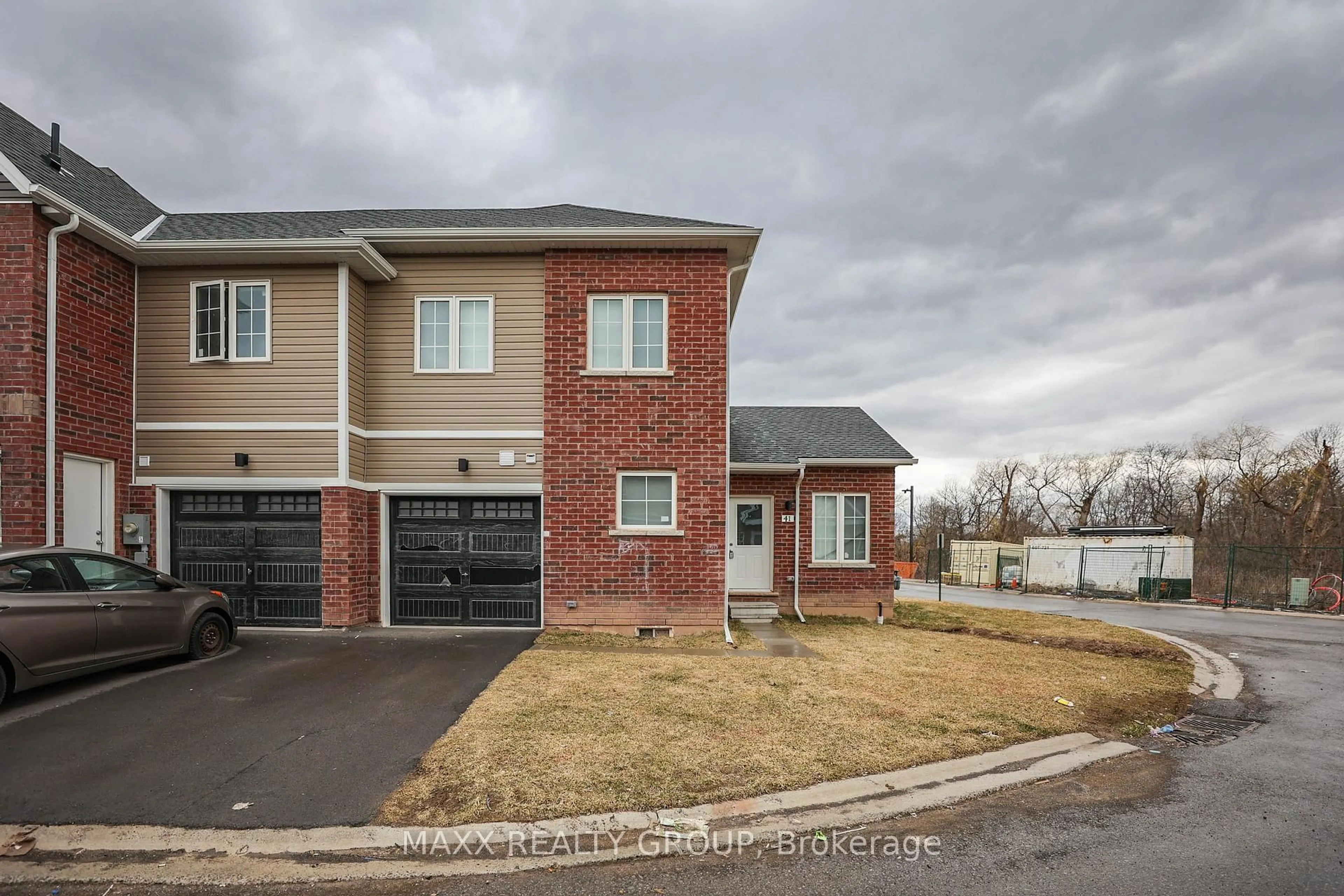 Home with brick exterior material, street for 41 Waterleaf Tr, Welland Ontario L3C 0H6