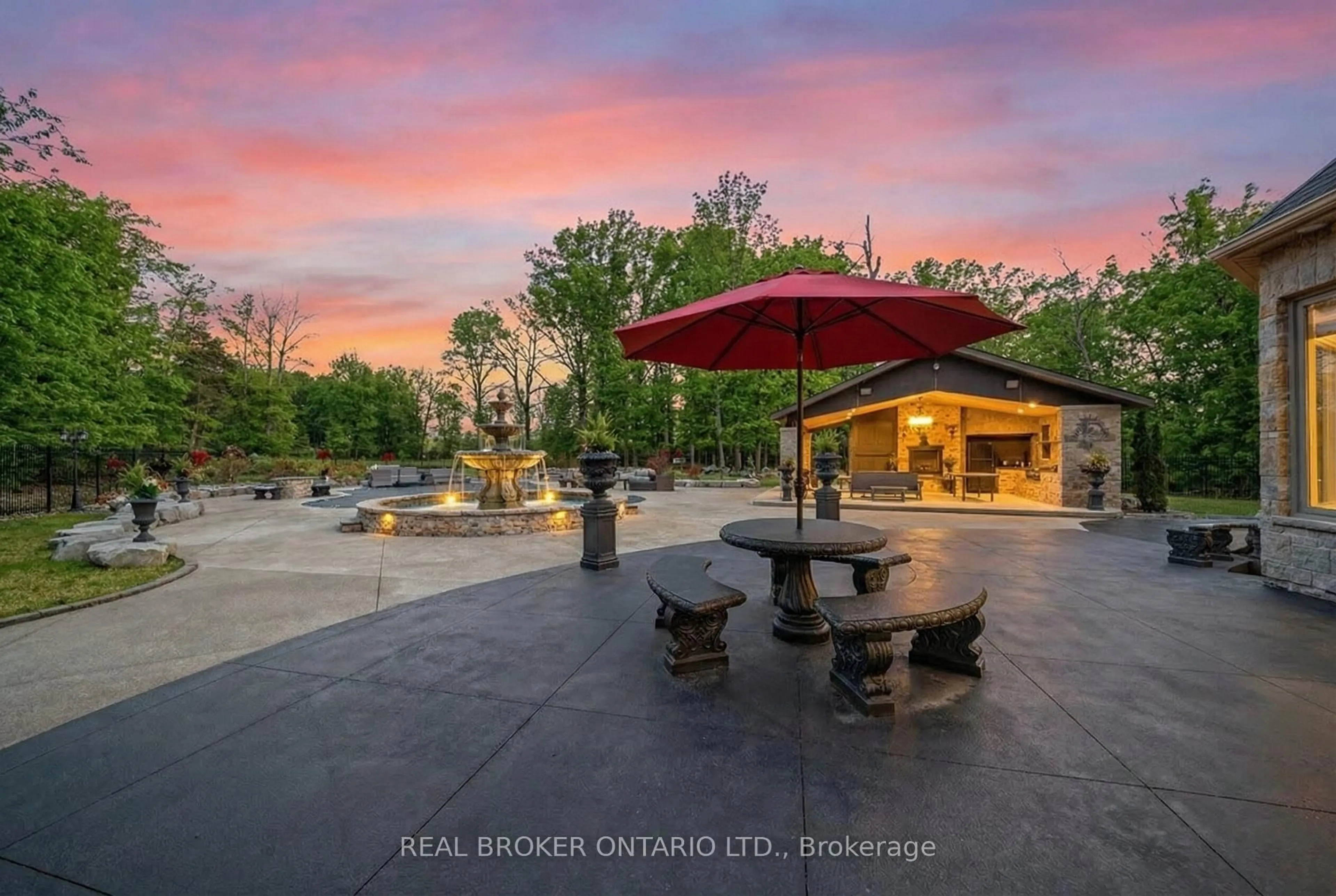 Patio, water/lake/river/ocean view for 2600 Maple St, Pelham Ontario L0S 1C0