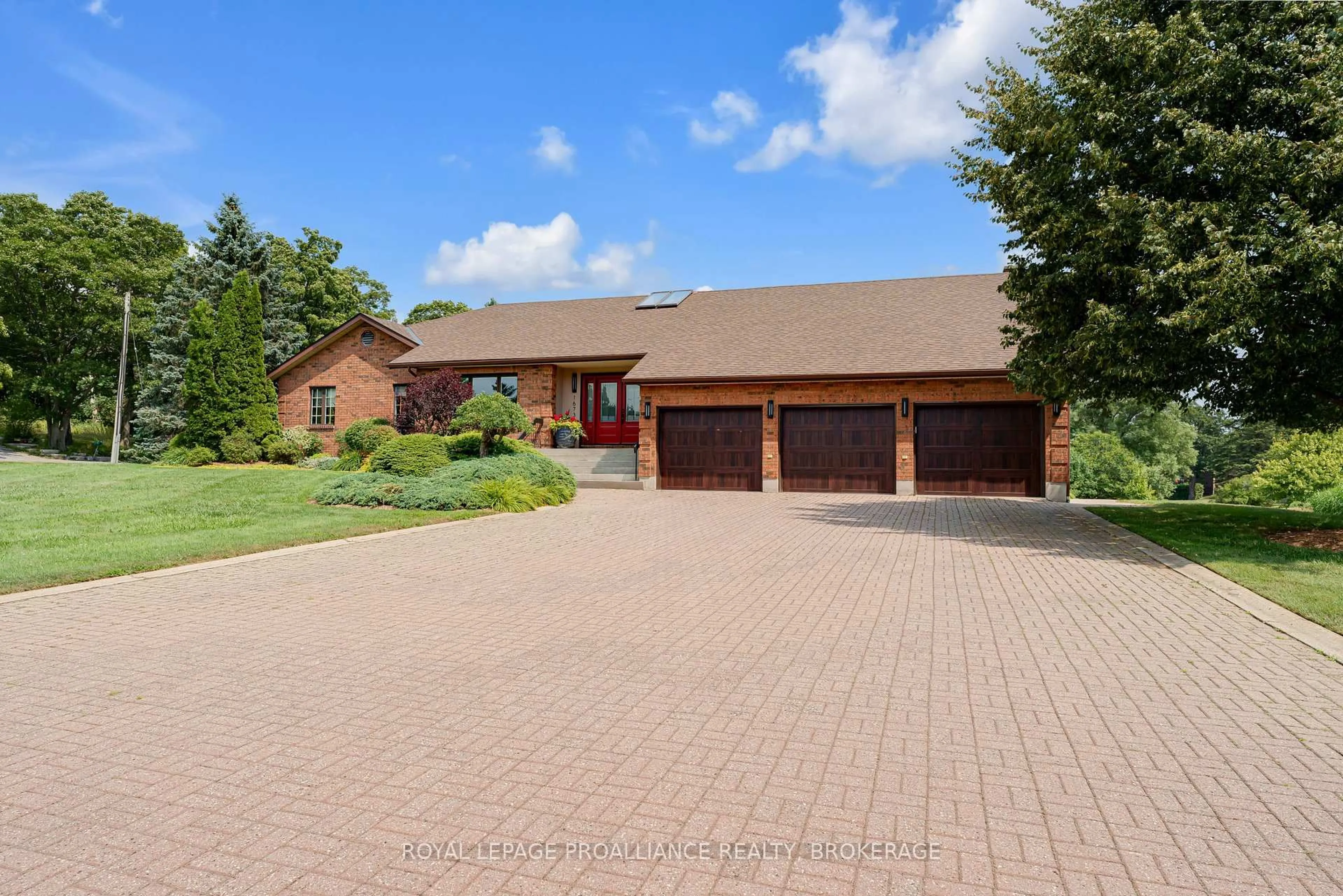 Home with brick exterior material, street for 1673 St. Lawrence Ave, Kingston Ontario K7L 2V1