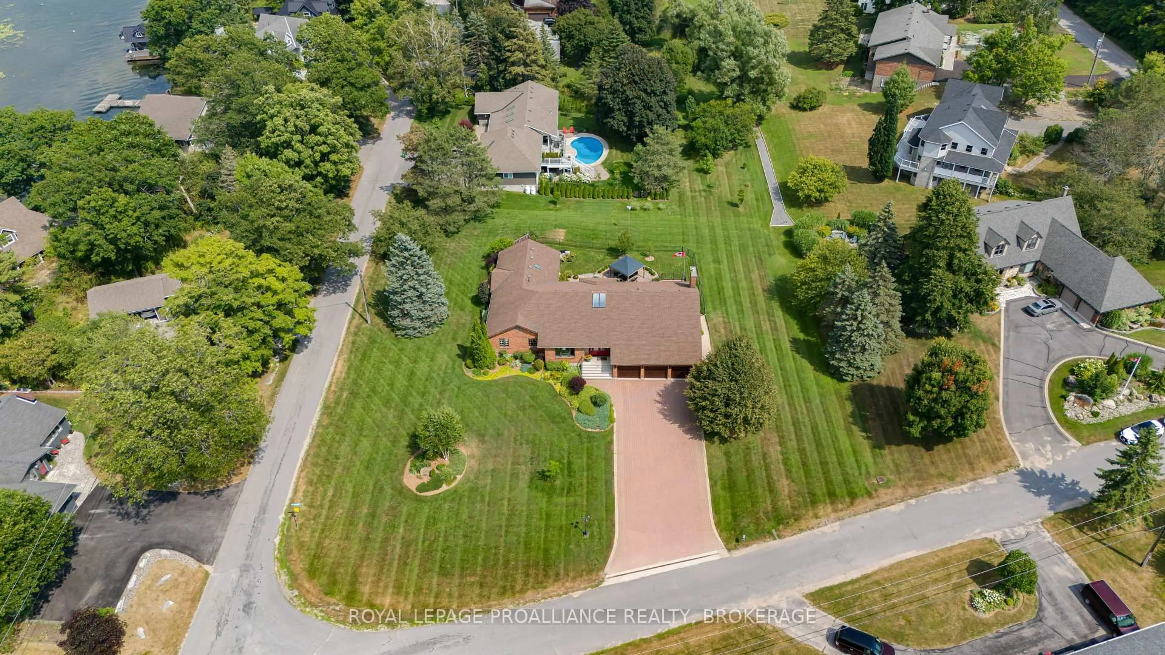 A pic from outside/outdoor area/front of a property/back of a property/a pic from drone, unknown for 1673 St. Lawrence Ave, Kingston Ontario K7L 2V1