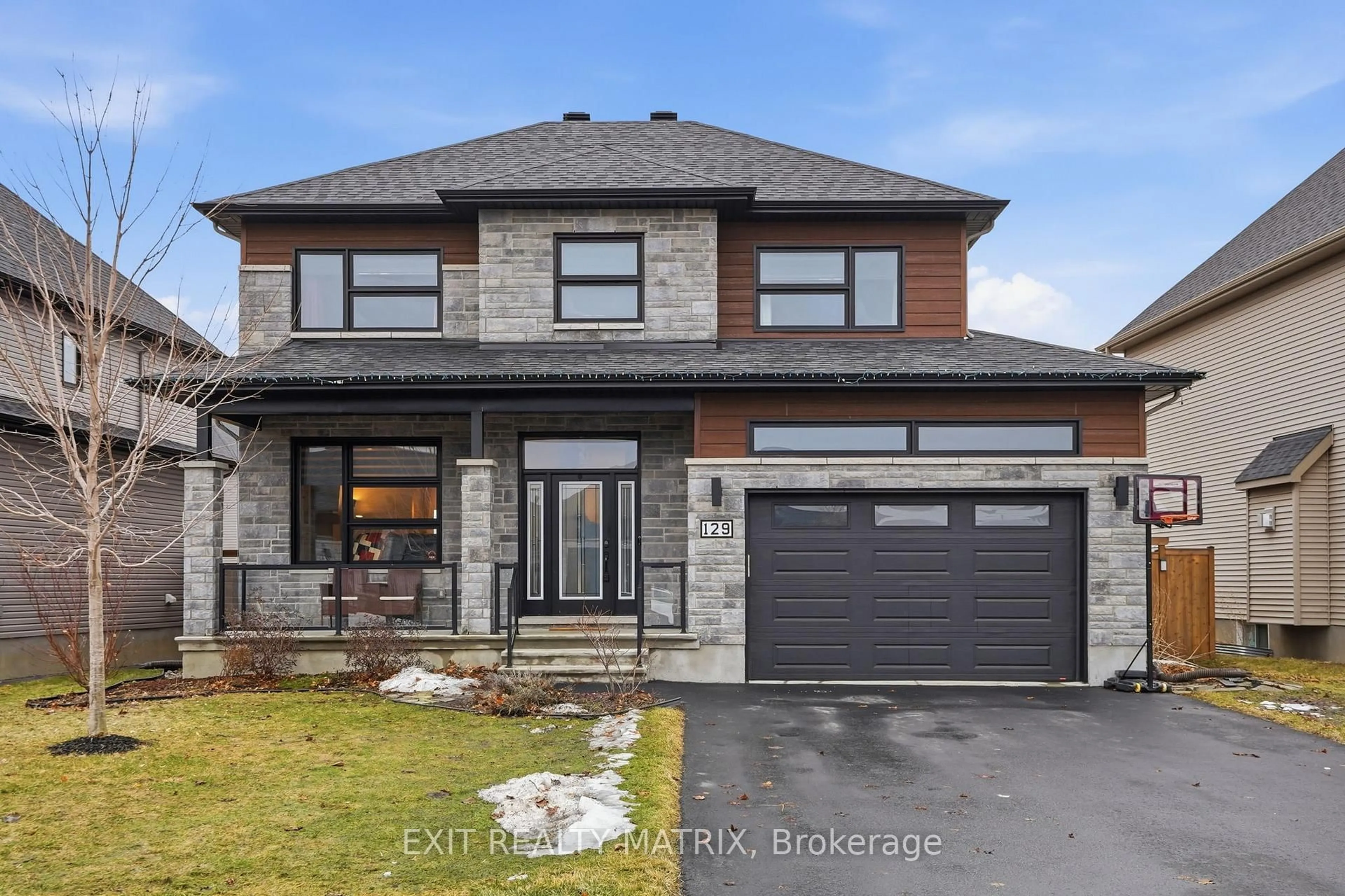 Home with brick exterior material, street for 129 Lyon St, Russell Ontario K0A 1W0